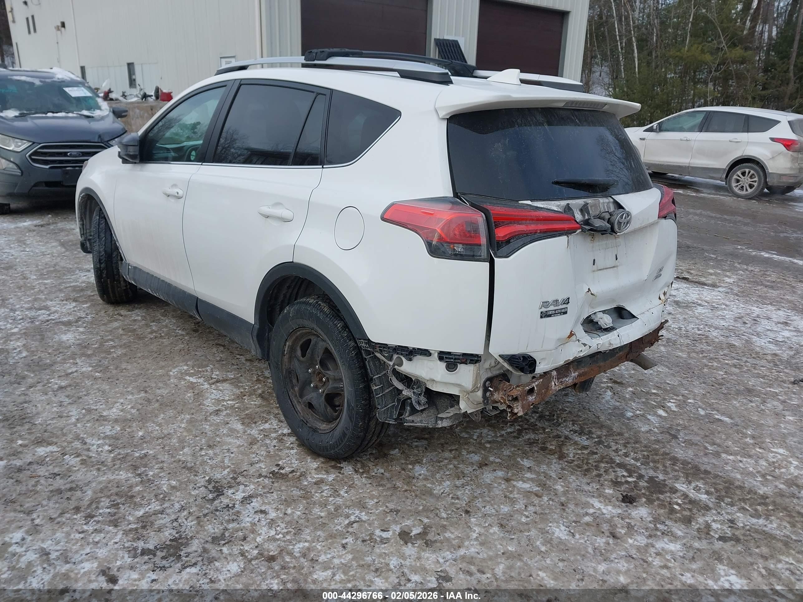 TOYOTA RAV4 image 3