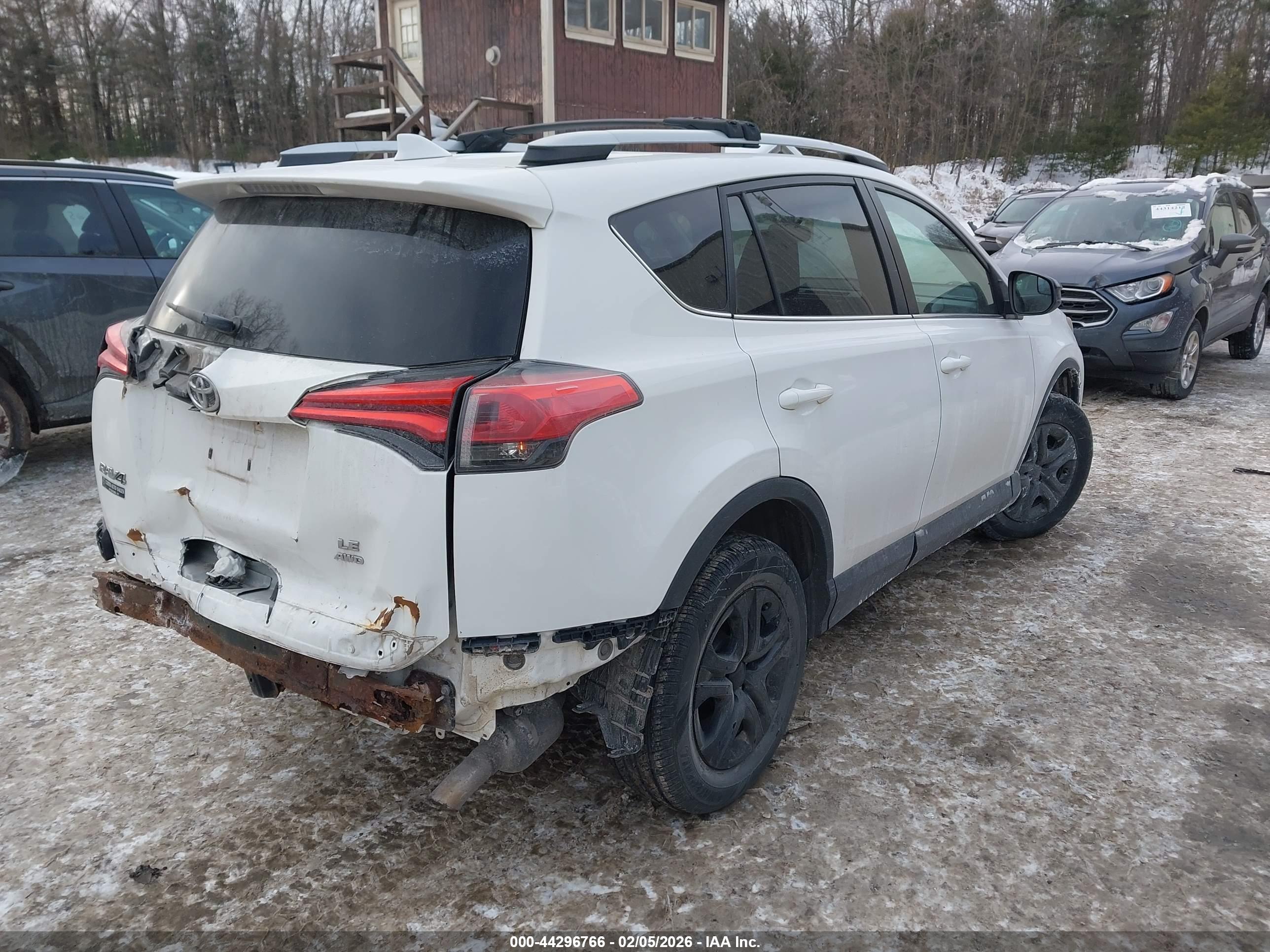 TOYOTA RAV4 image 4