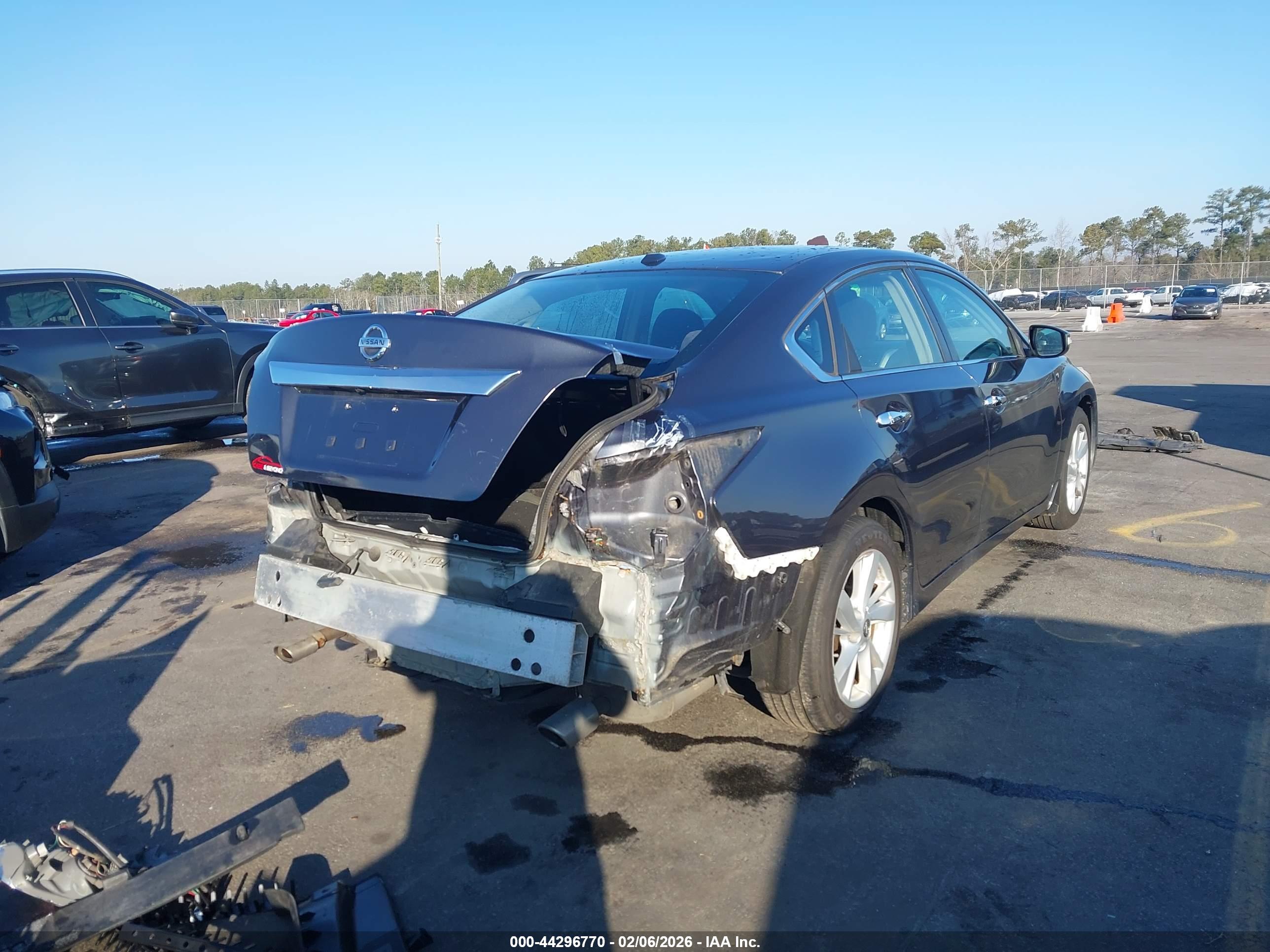 NISSAN ALTIMA image 4