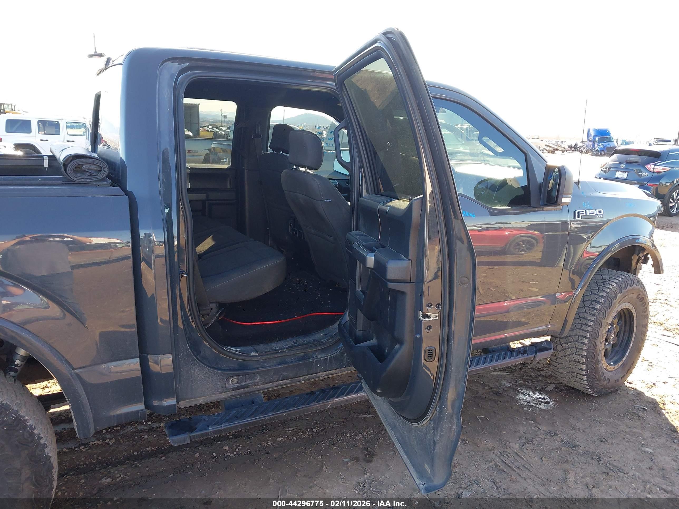 FORD F-150 image 8