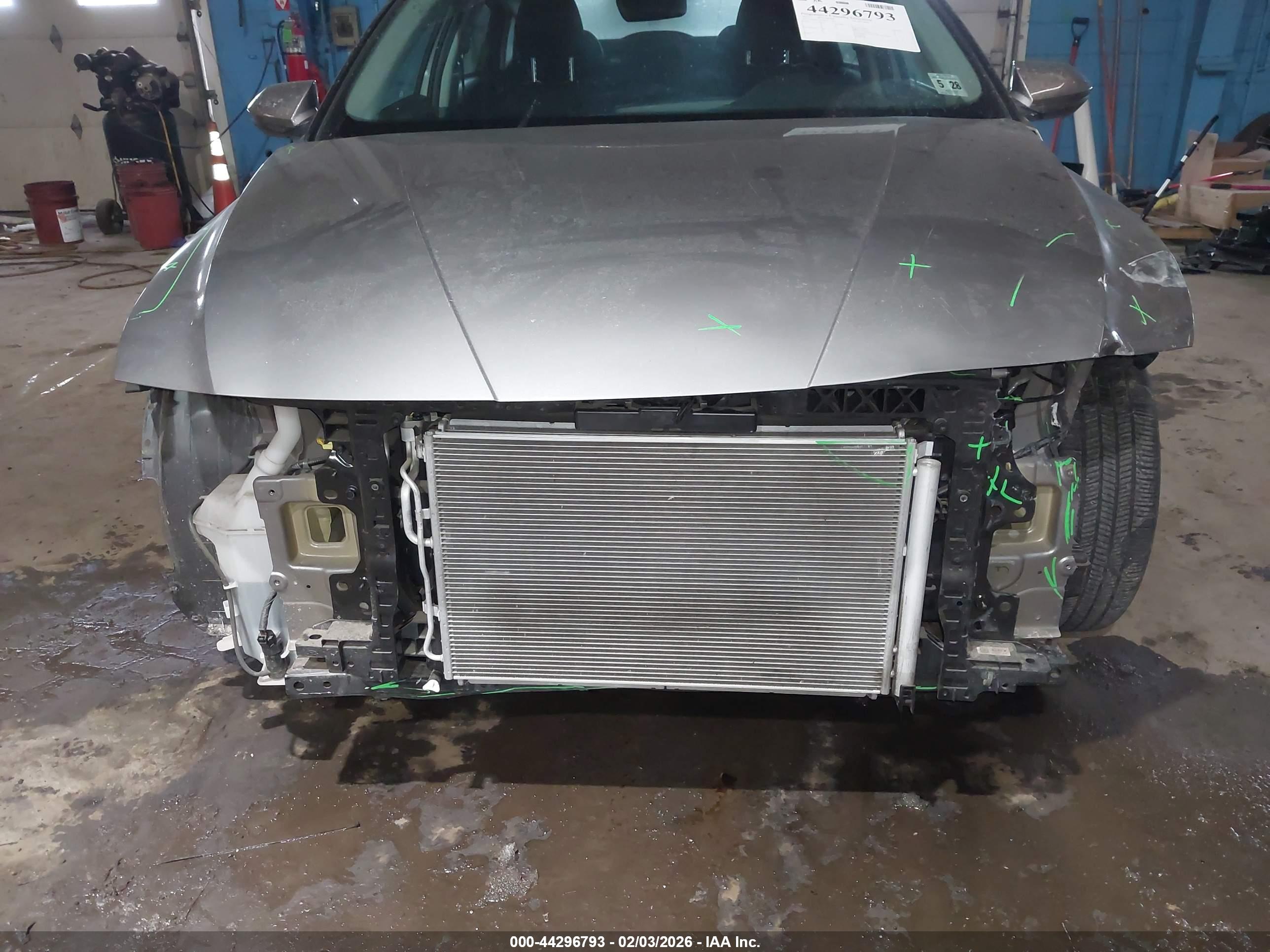 HYUNDAI ELANTRA image 6