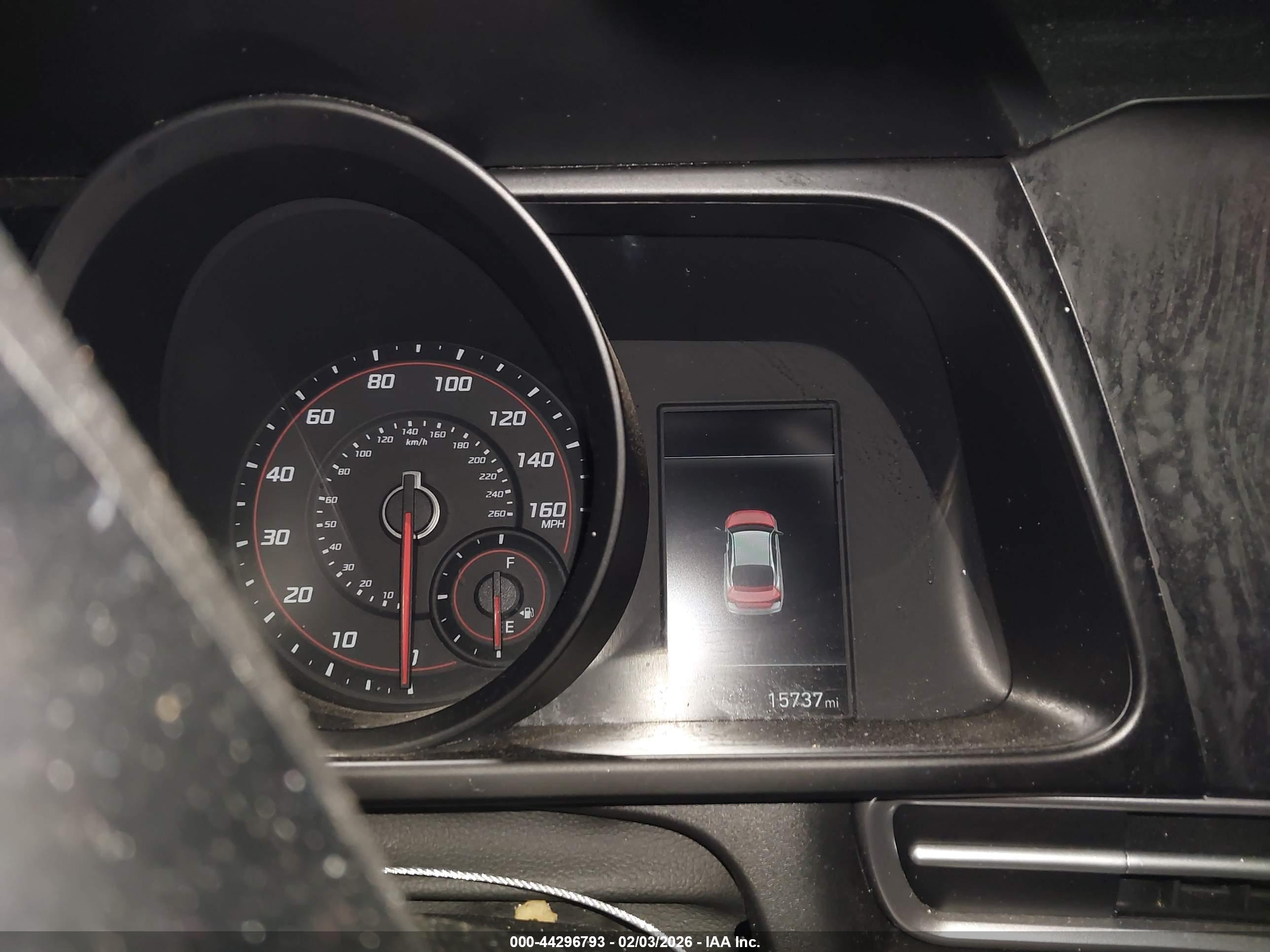 HYUNDAI ELANTRA image 7