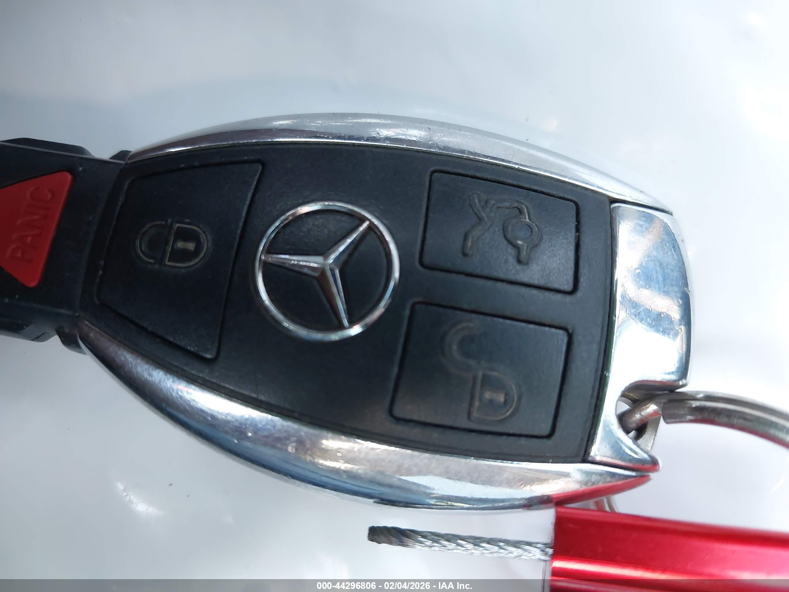 MERCEDES-BENZ C image 11