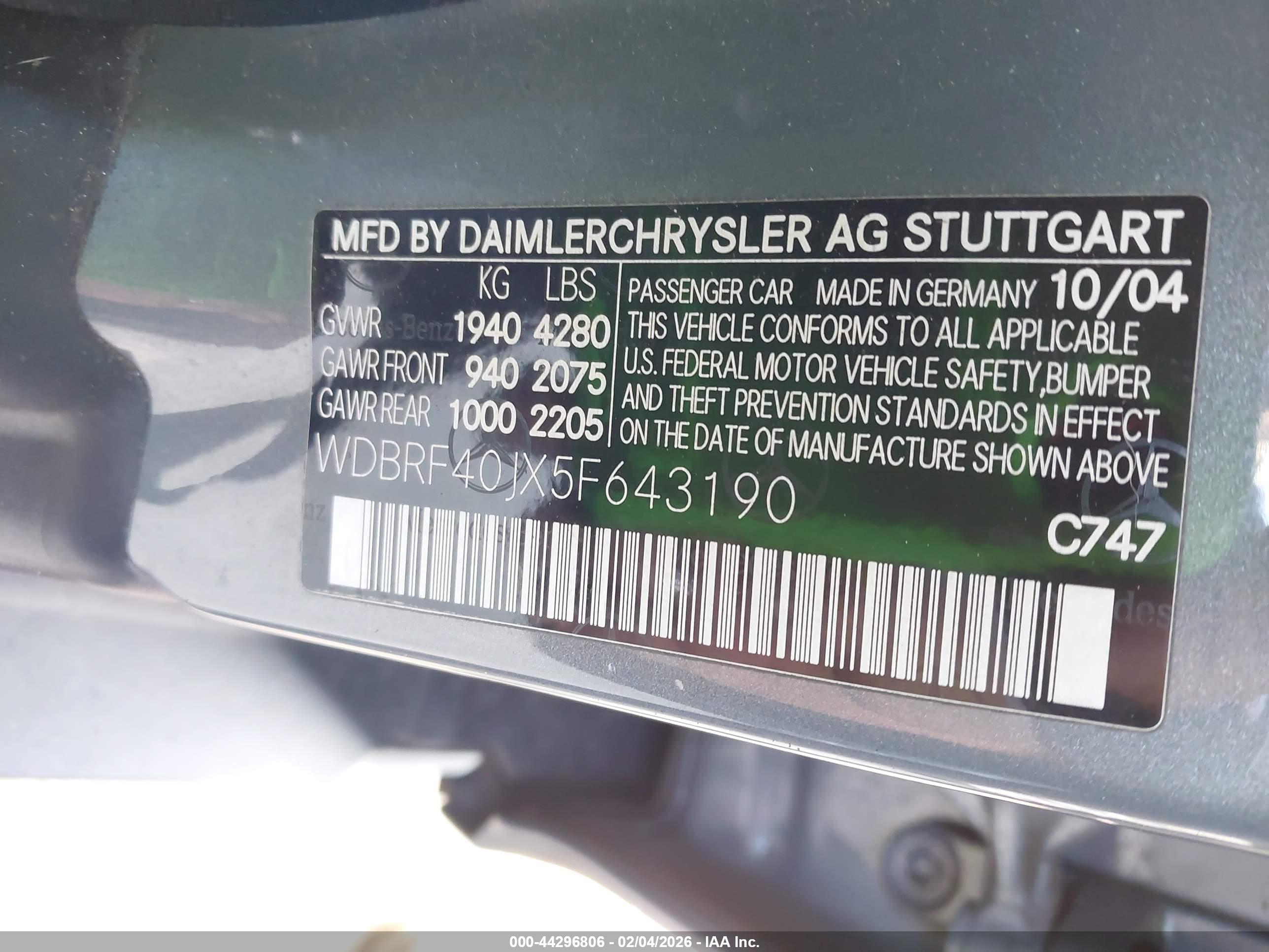 MERCEDES-BENZ C image 9