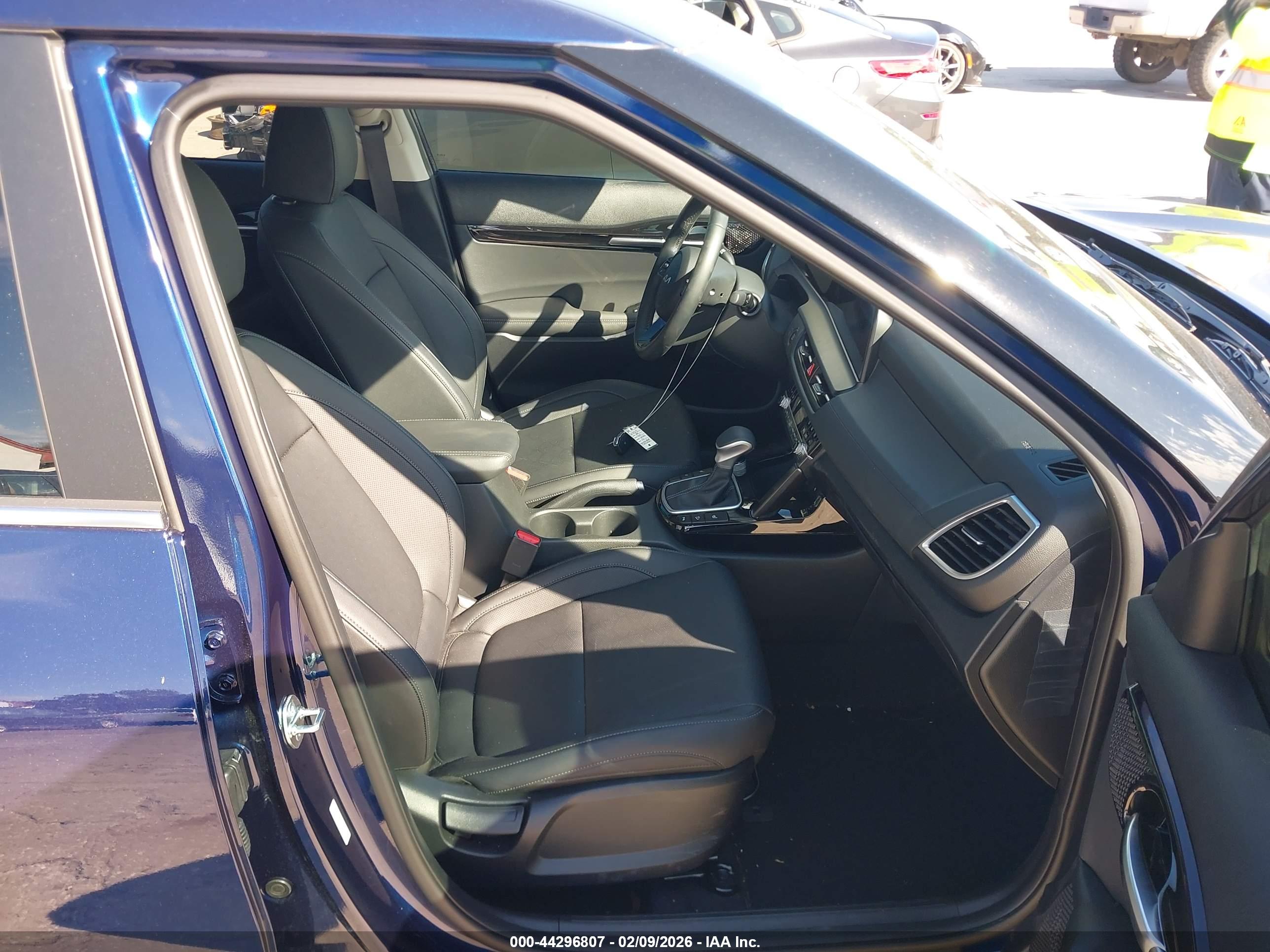 KIA SELTOS image 5