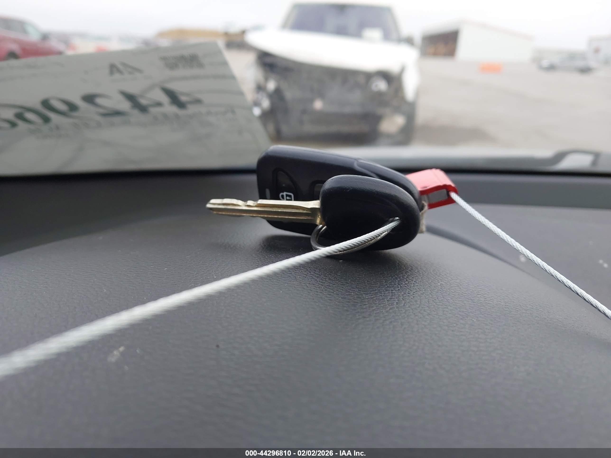 HYUNDAI ELANTRA image 11