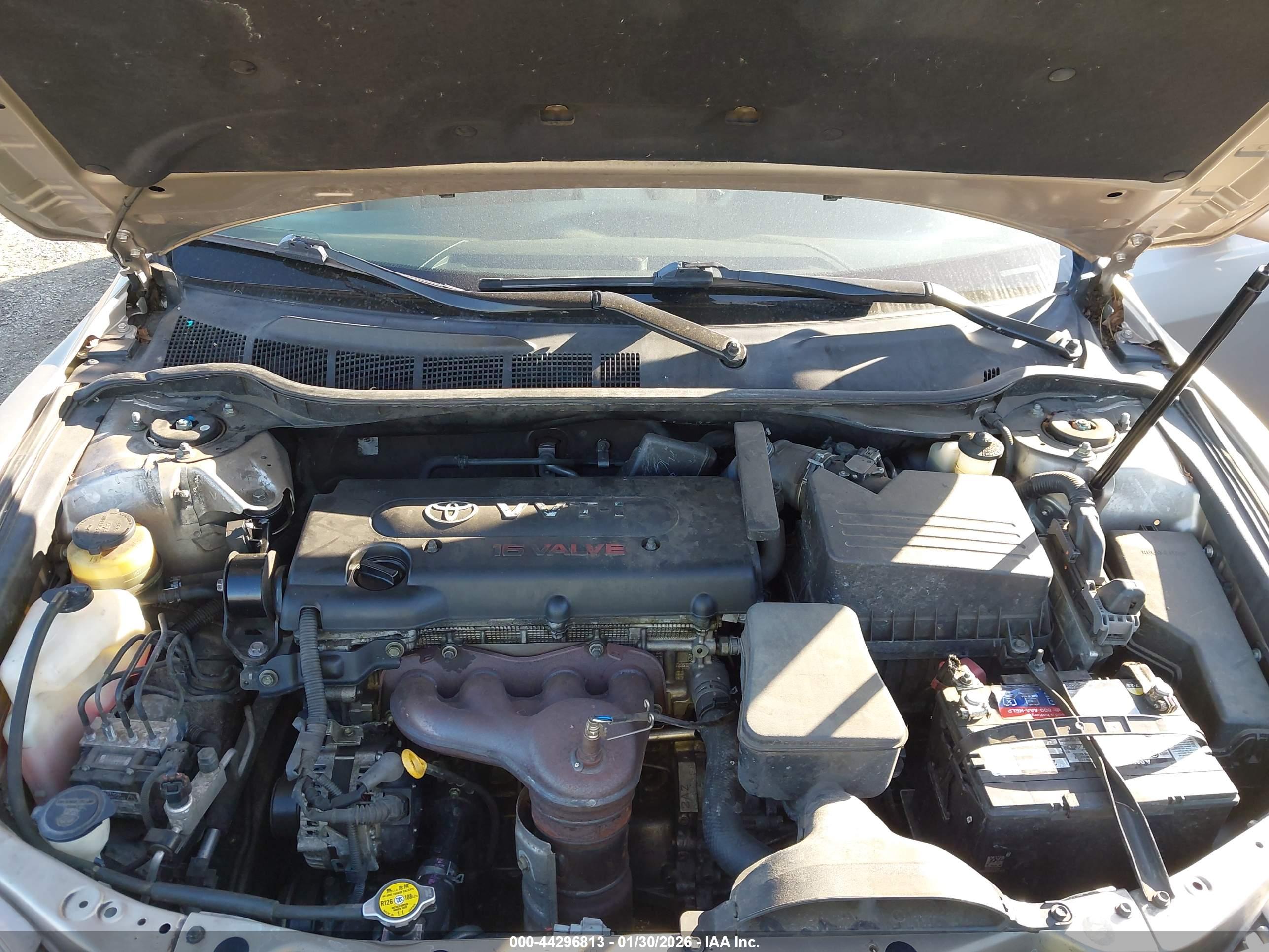 TOYOTA CAMRY image 10