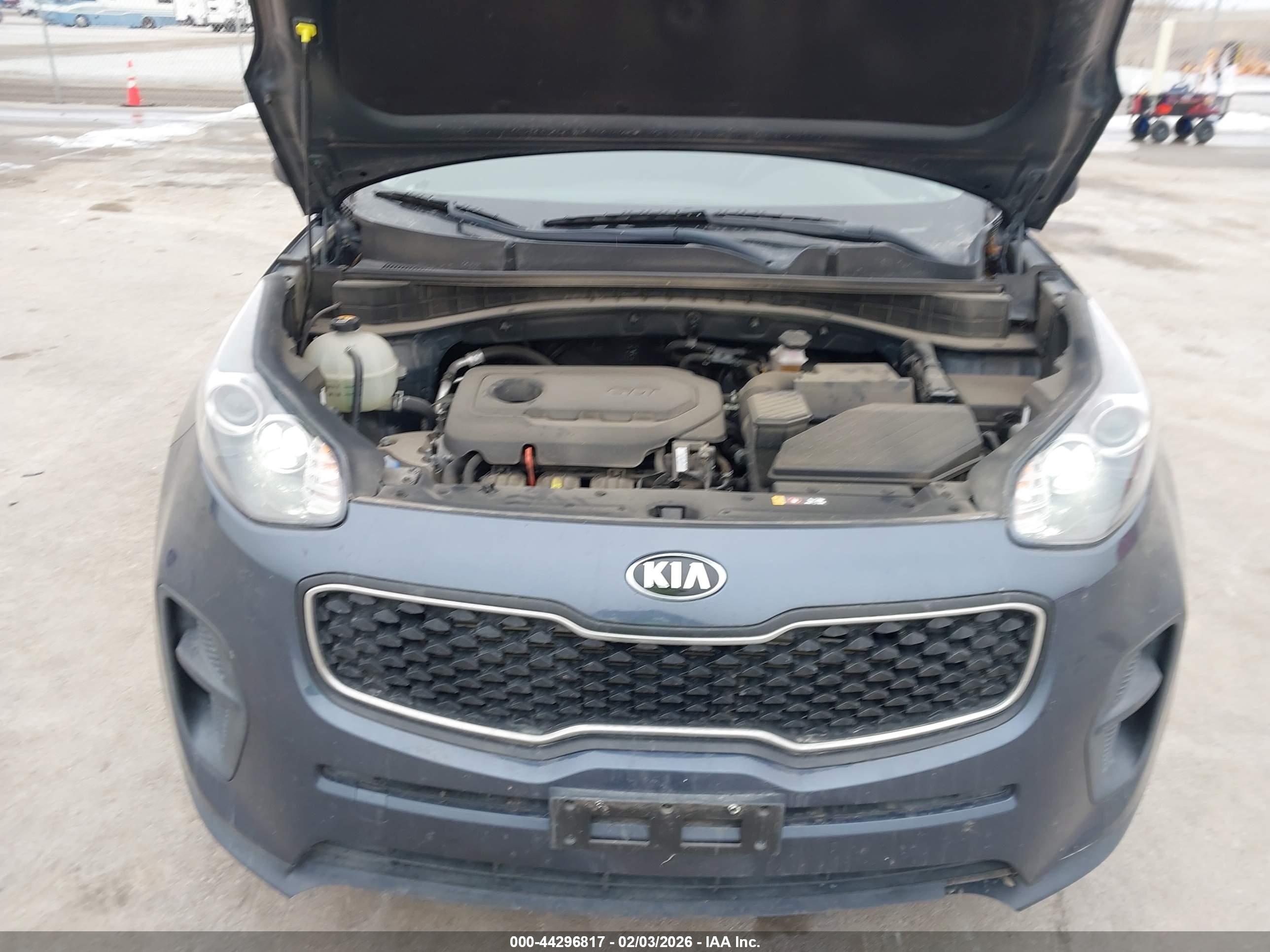 KIA SPORTAGE image 10