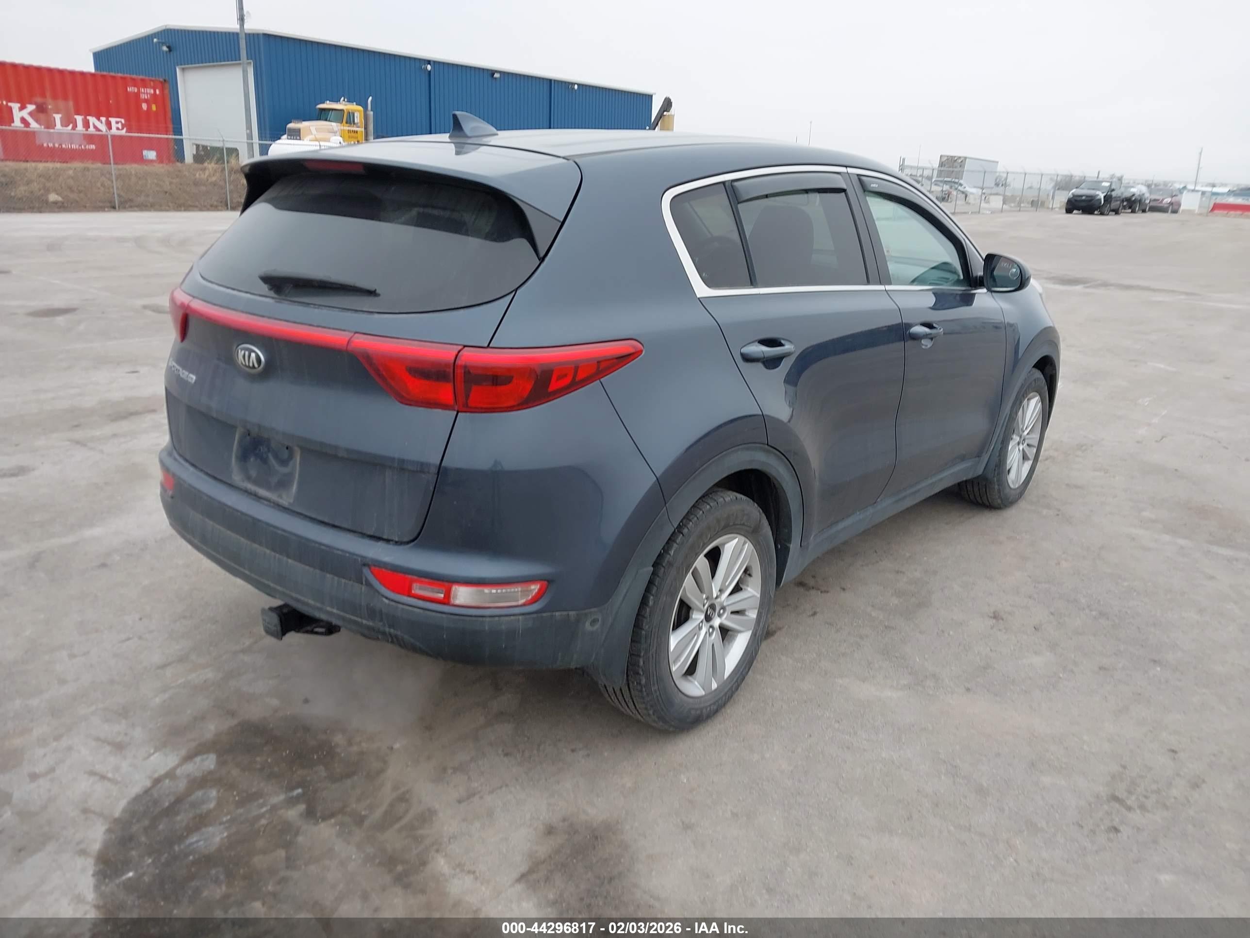 KIA SPORTAGE image 4