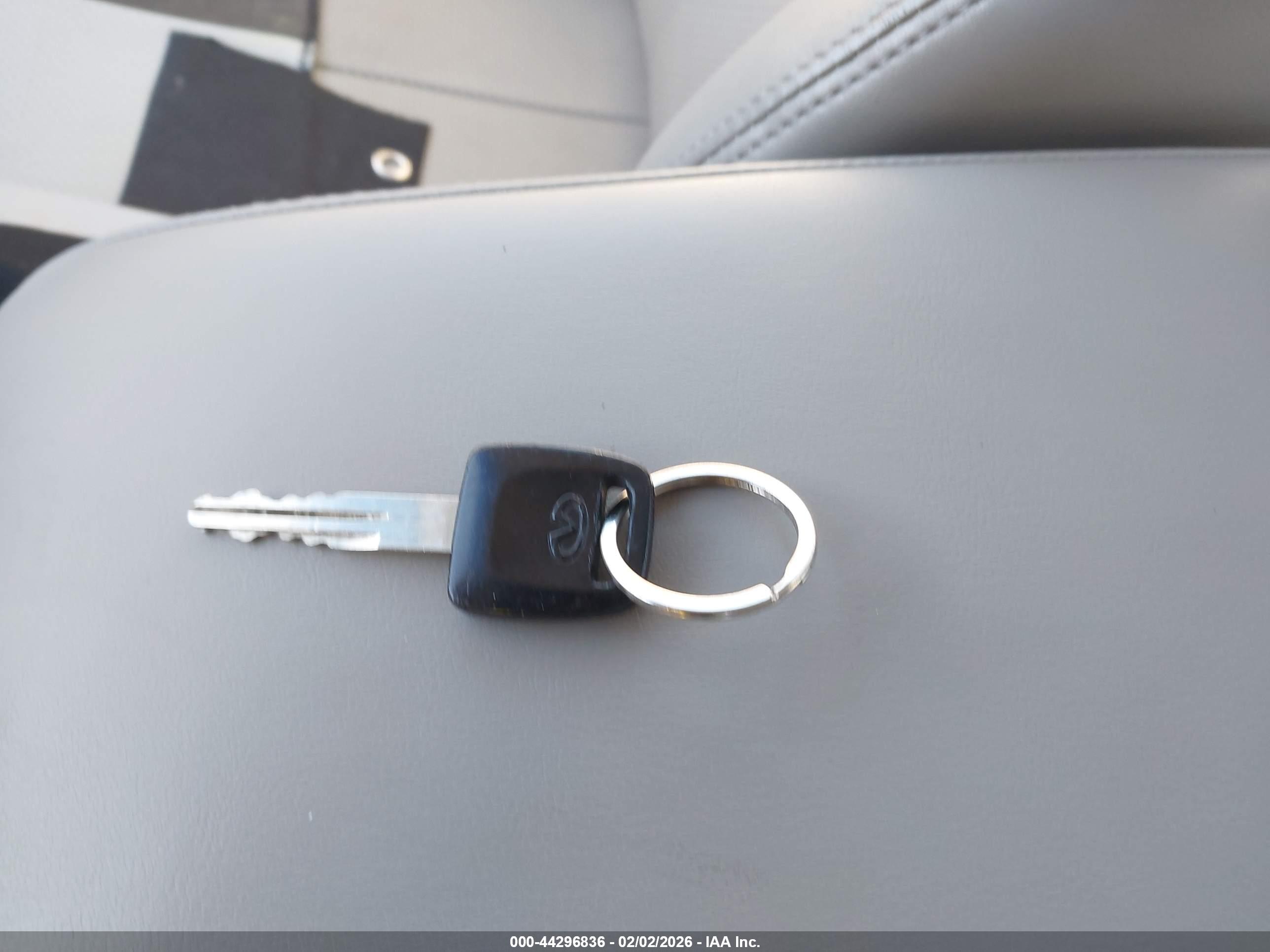 INFINITI G35X image 11