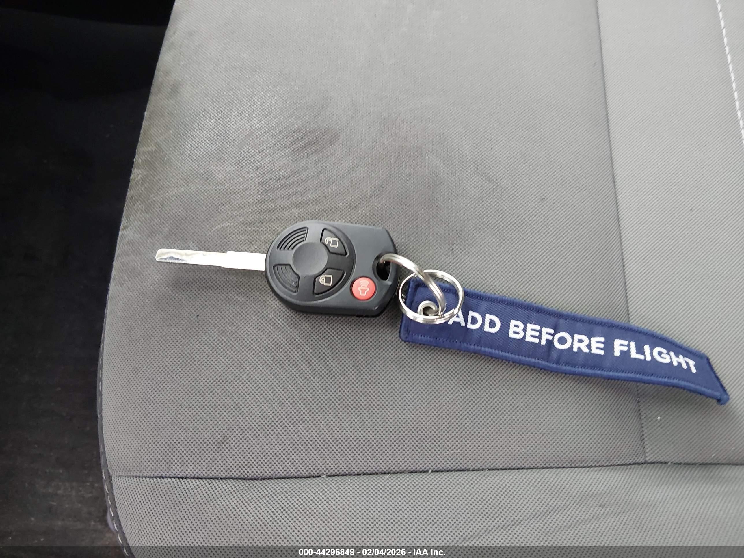 FORD ESCAPE image 11