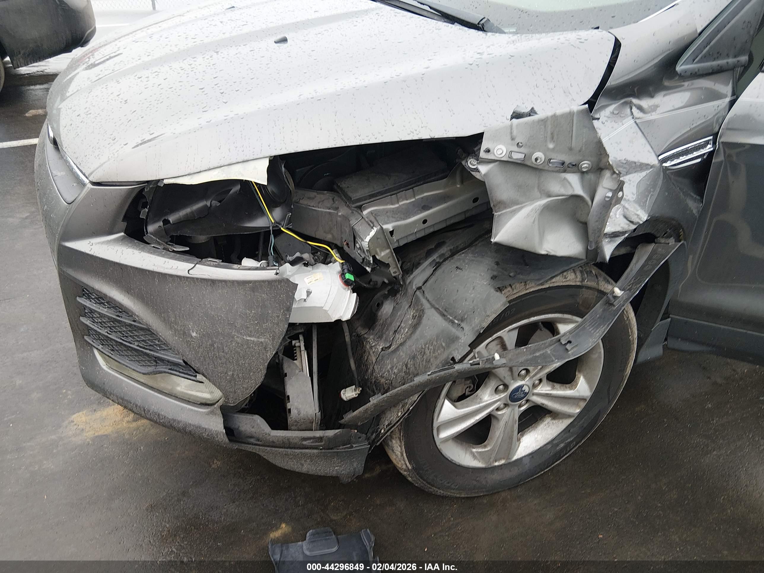 FORD ESCAPE image 6