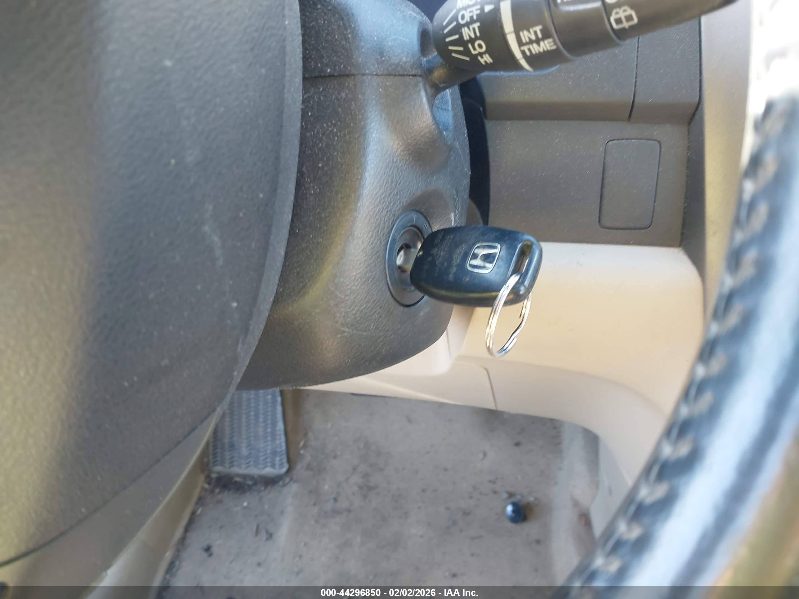 HONDA CR-V image 11