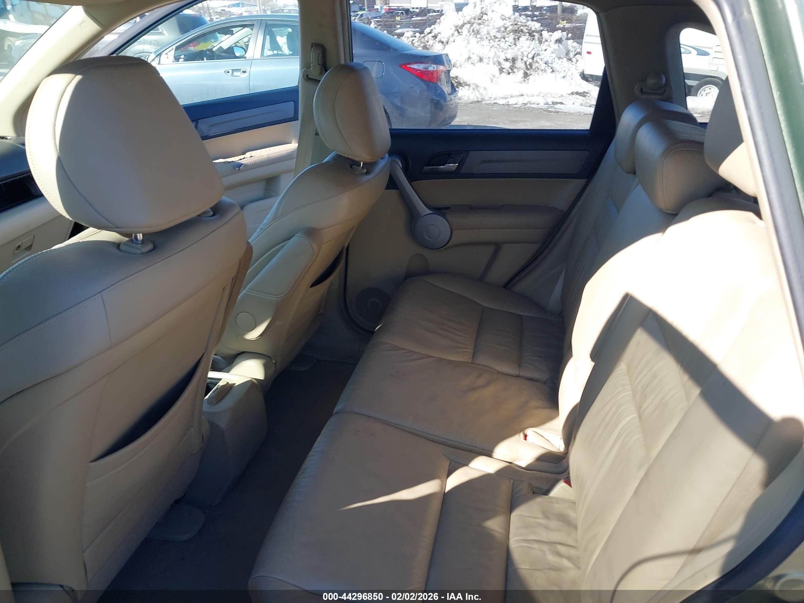 HONDA CR-V image 8