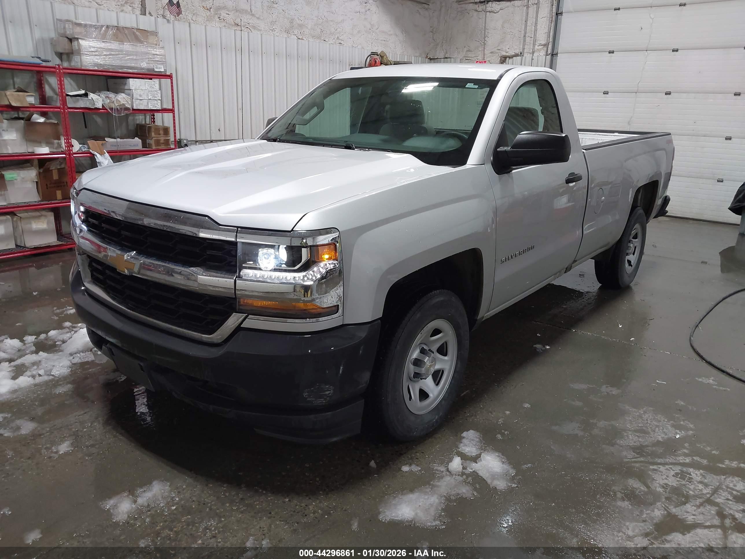 CHEVROLET SILVERADO image 2