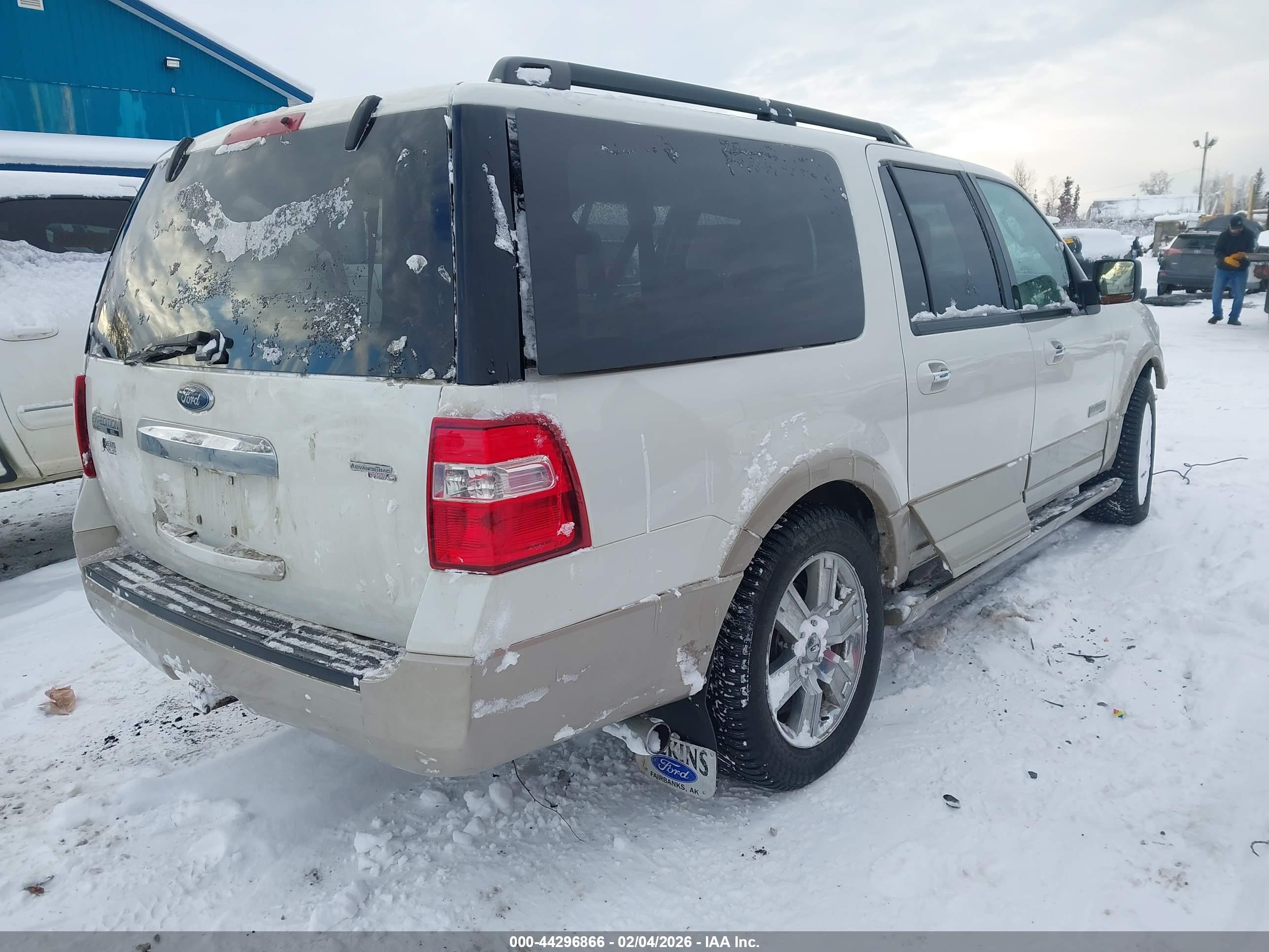 FORD EXPEDITION image 4
