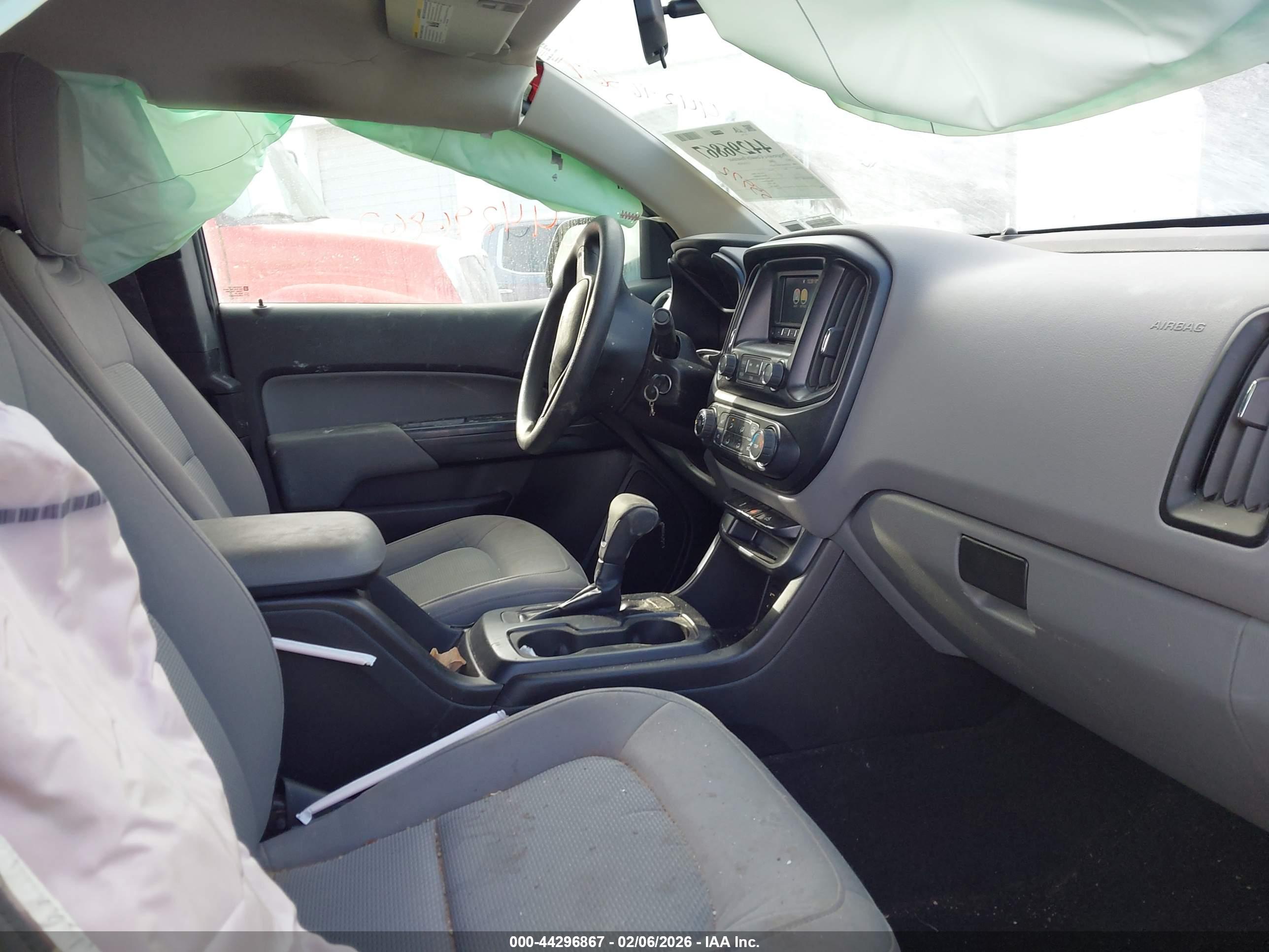 GMC CANYON image 5