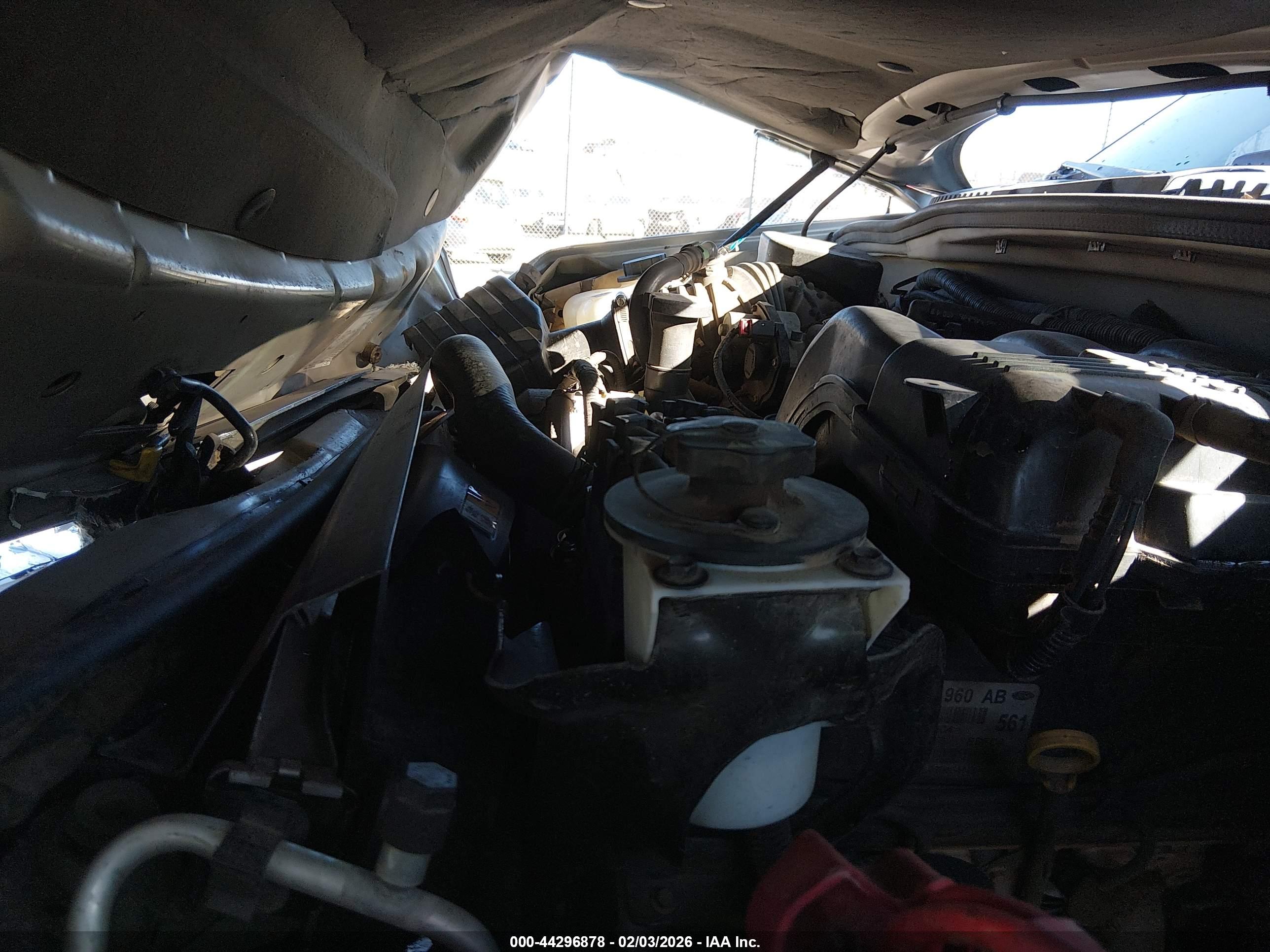FORD EXPLORER image 10
