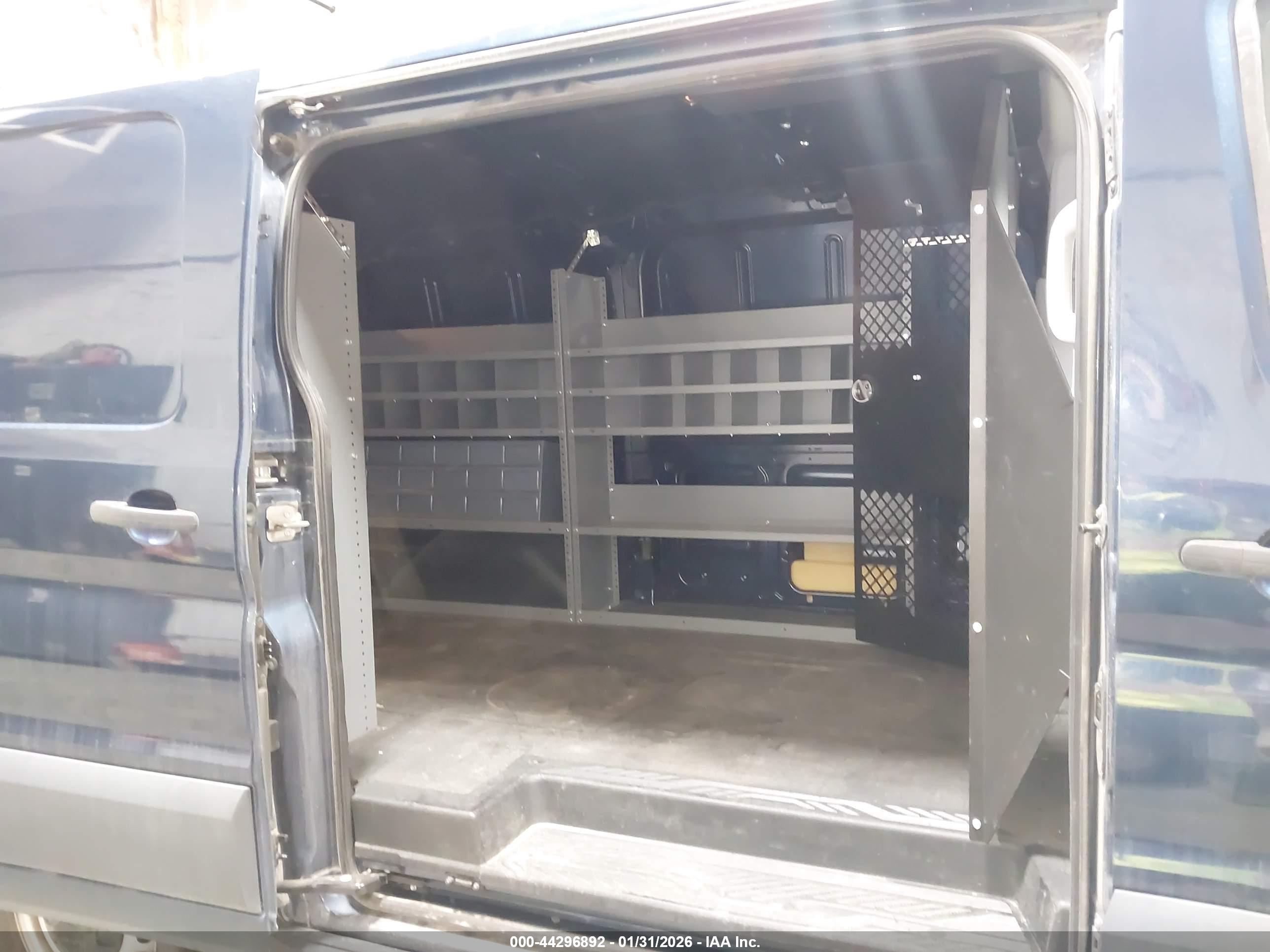 FORD TRANSIT-150 image 8