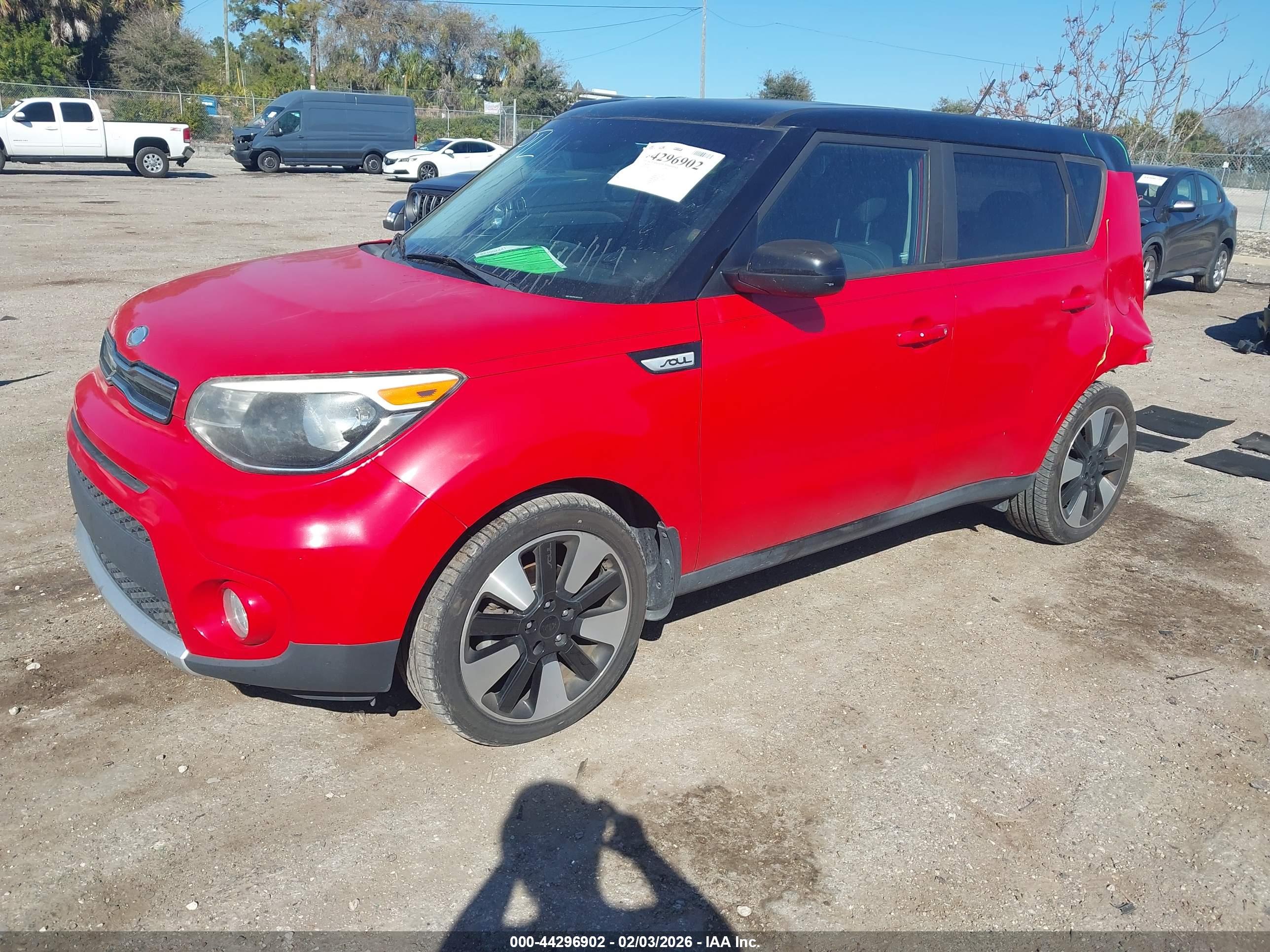 KIA SOUL image 2
