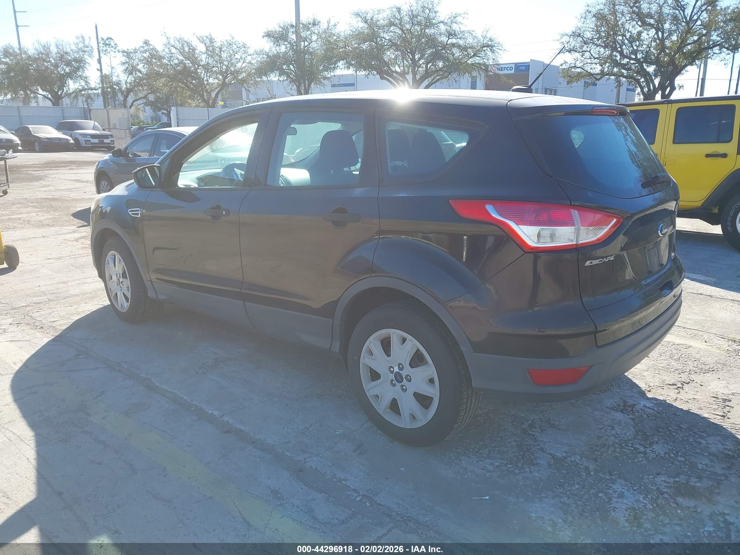 FORD ESCAPE image 3