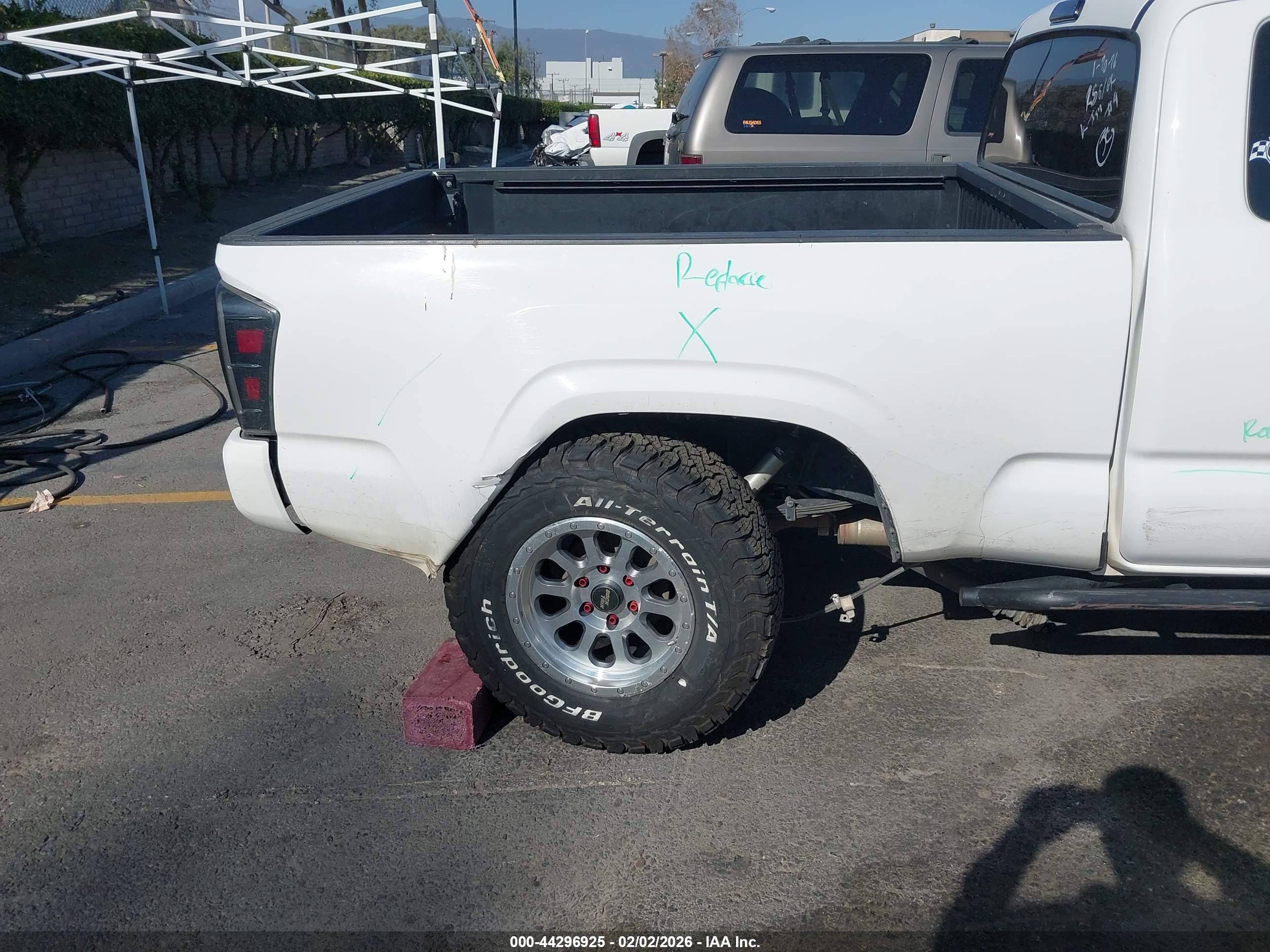 TOYOTA TACOMA image 6