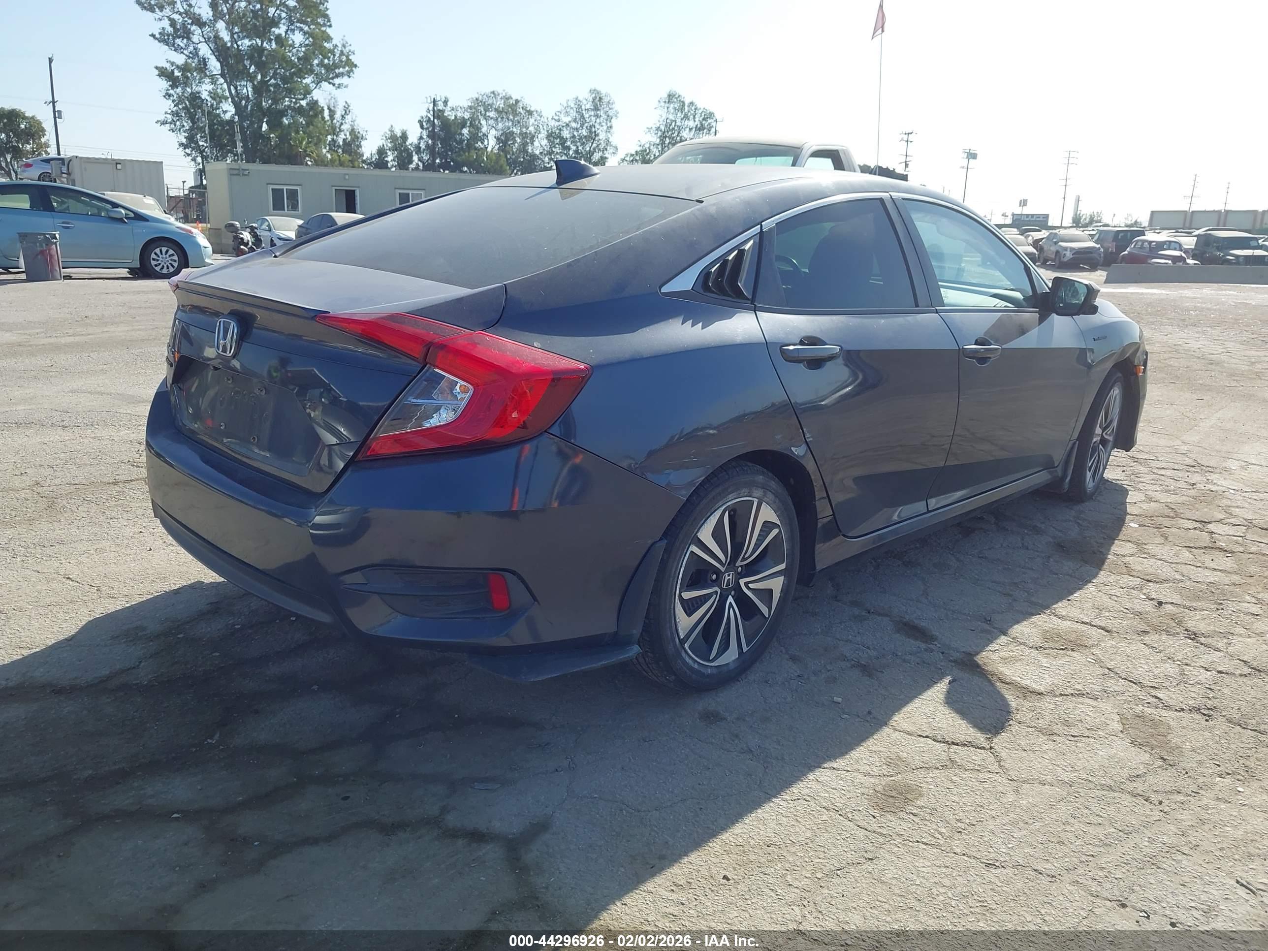 HONDA CIVIC image 4
