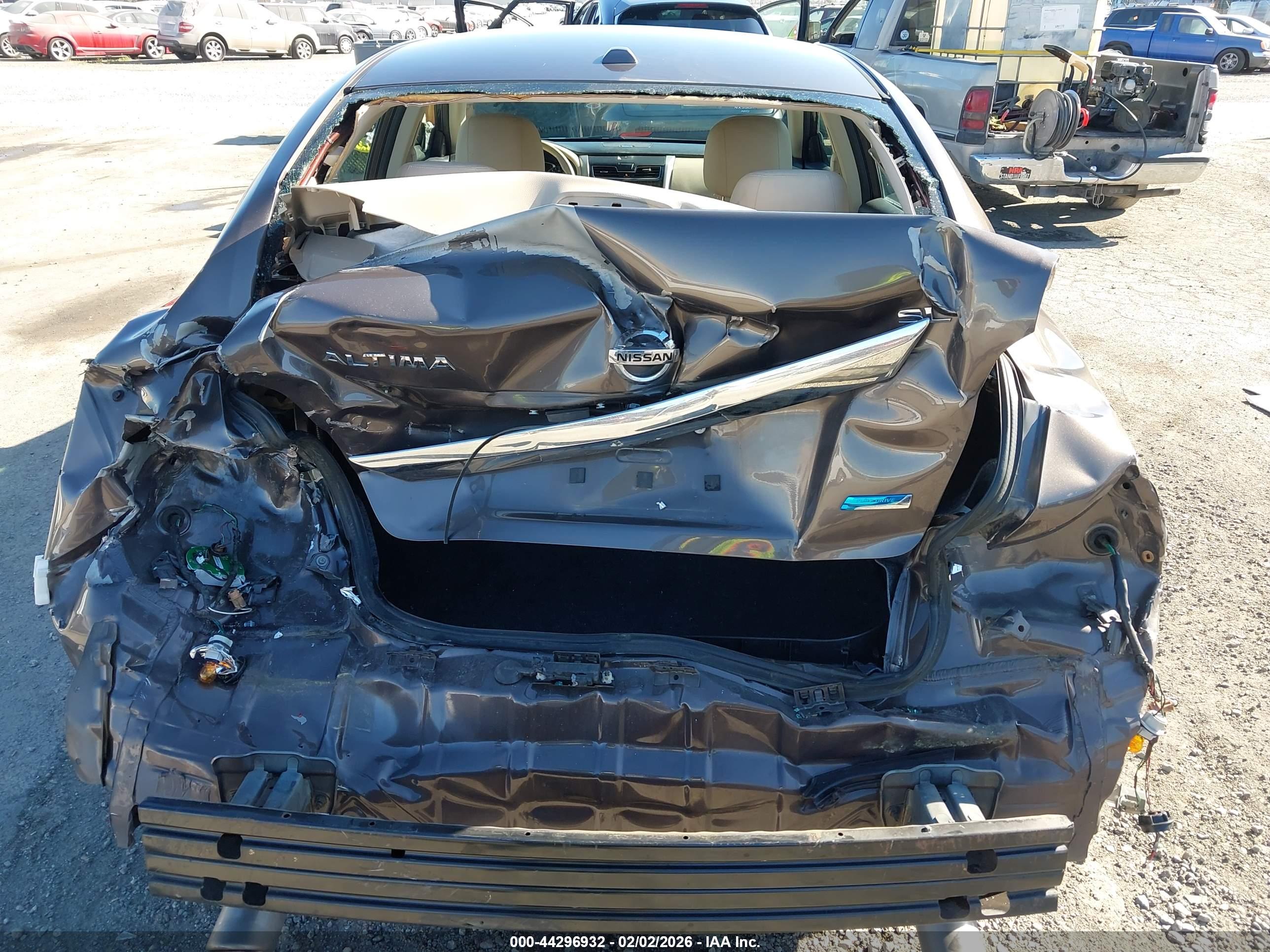 NISSAN ALTIMA image 6