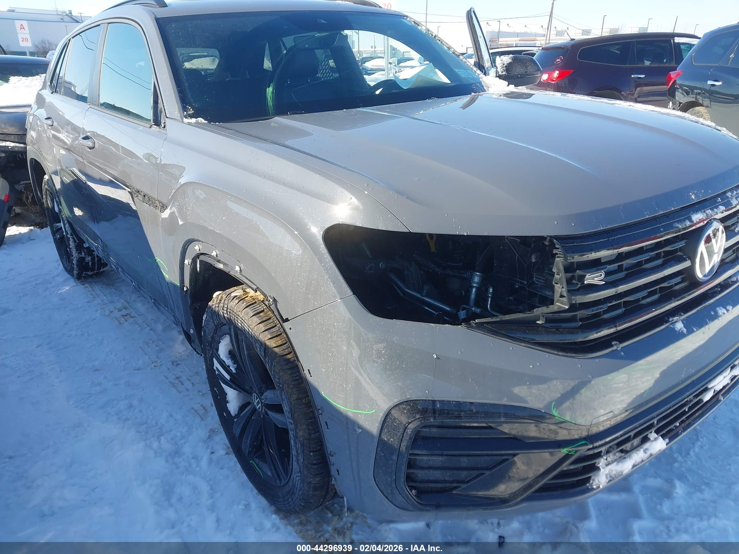 VOLKSWAGEN ATLAS image 6