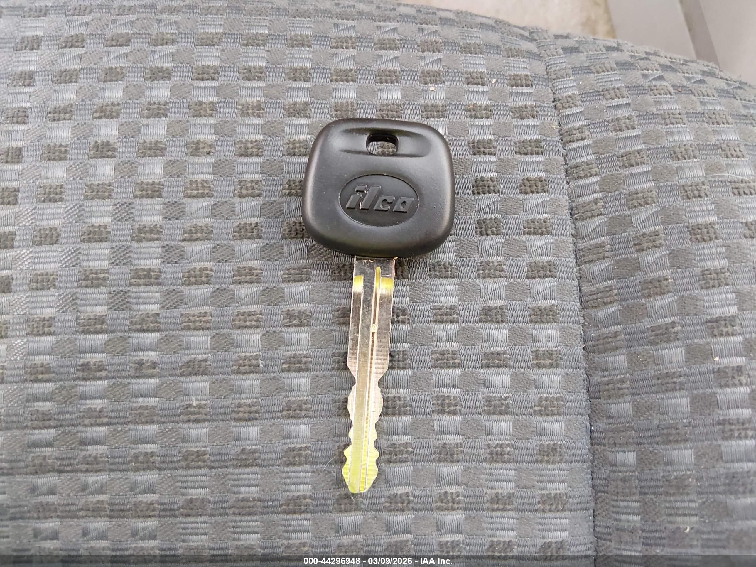 TOYOTA 4RUNNER image 11