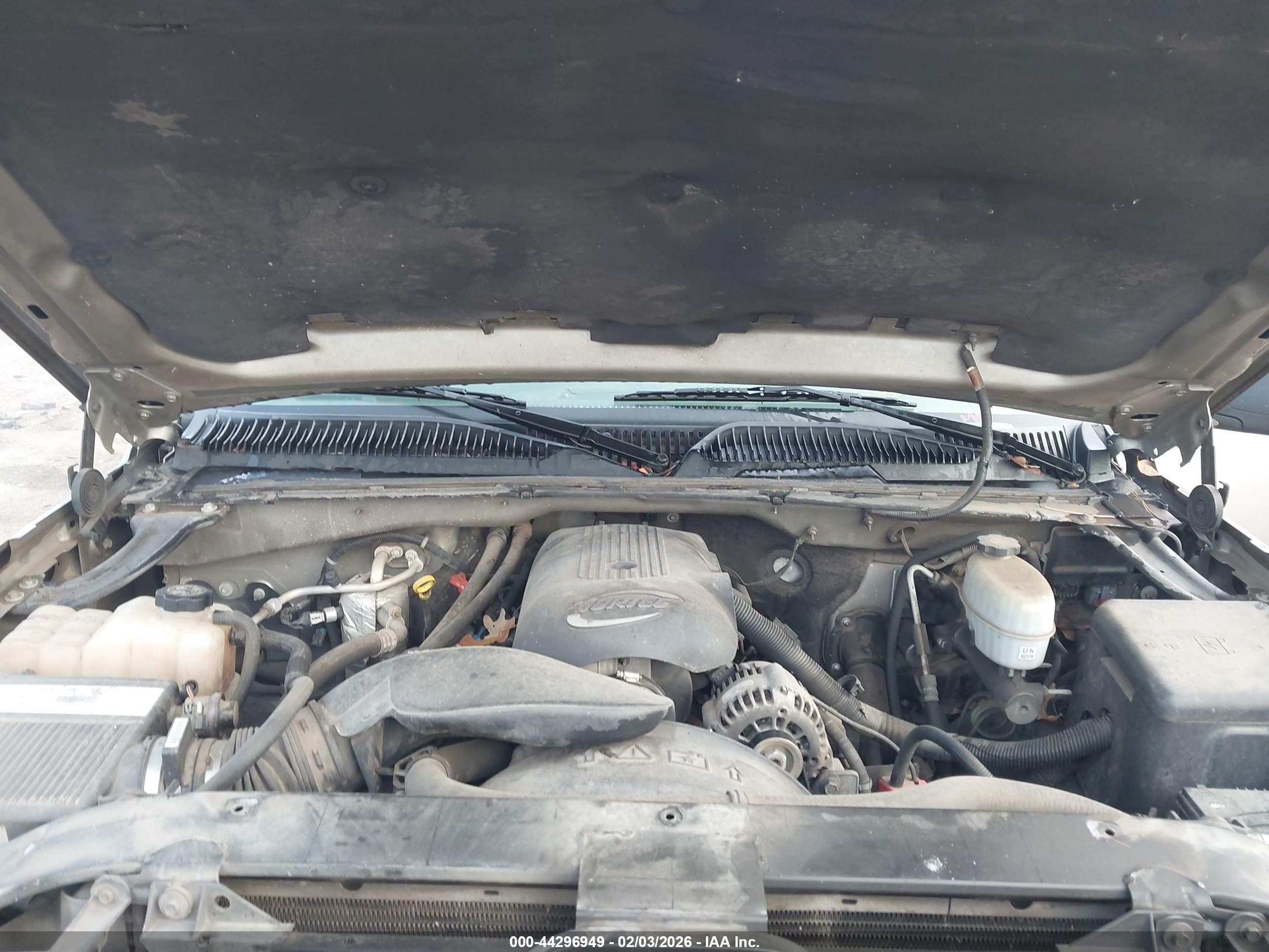 CHEVROLET SILVERADO image 10