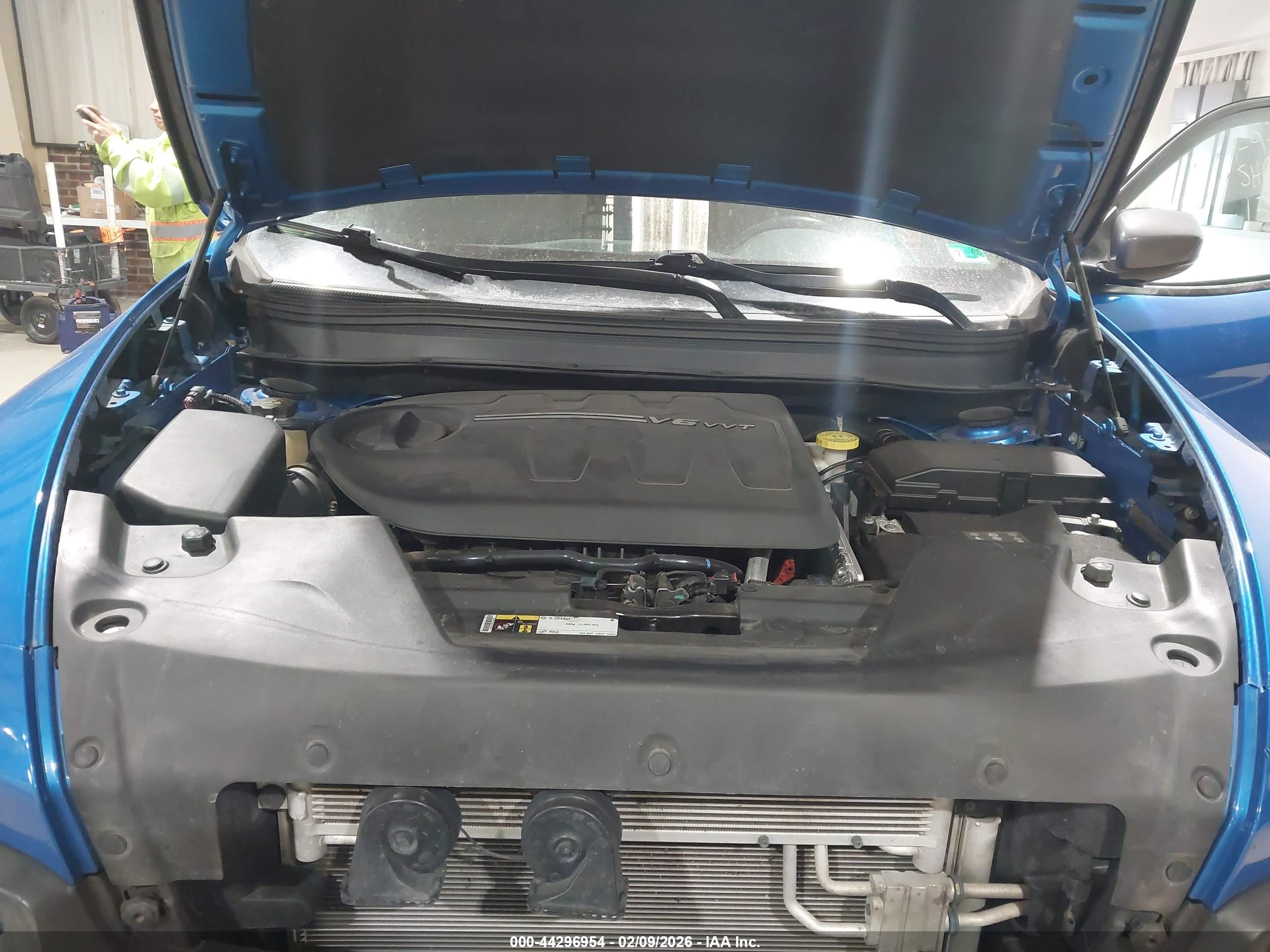JEEP CHEROKEE image 10