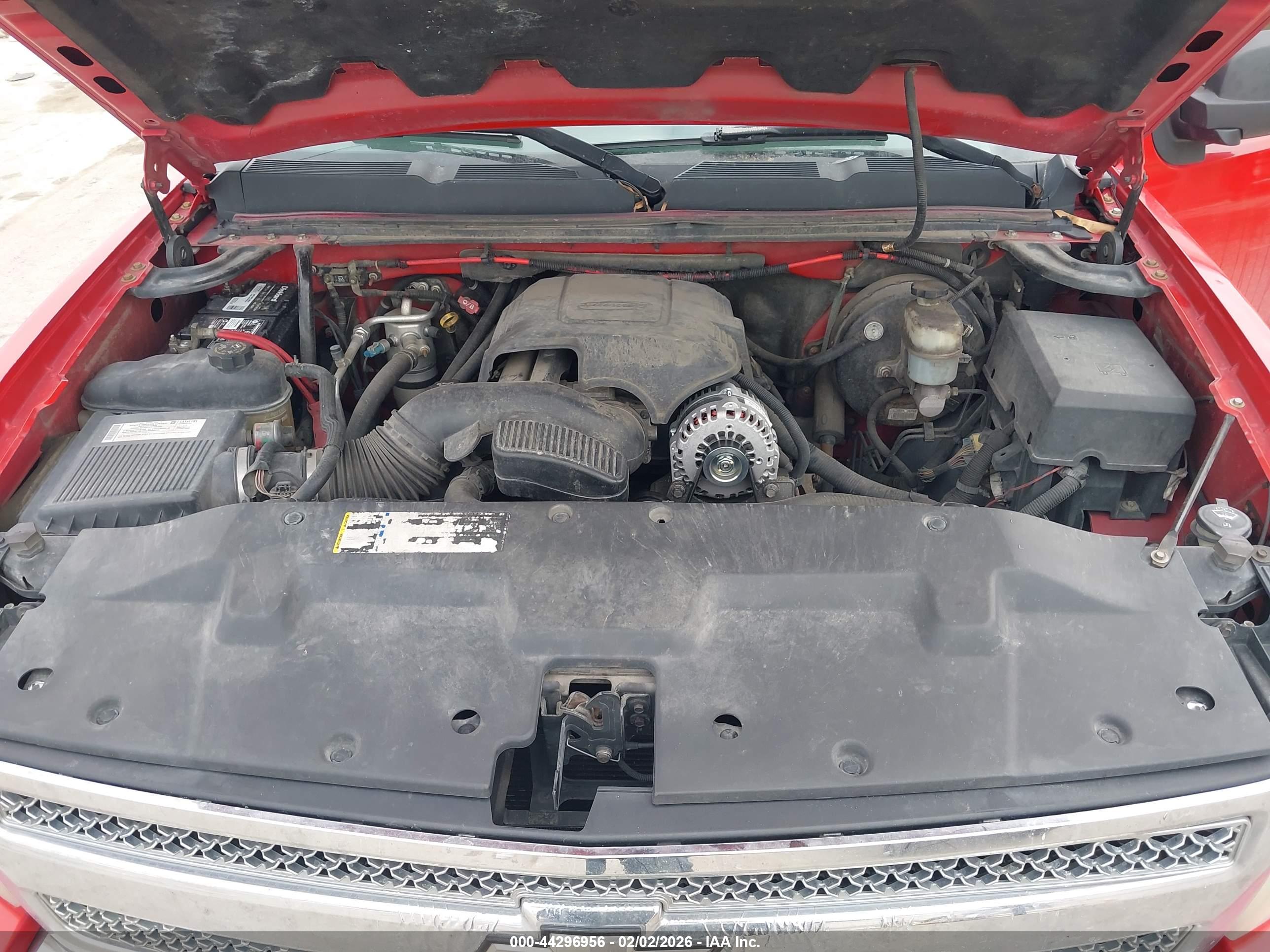 CHEVROLET SILVERADO image 10