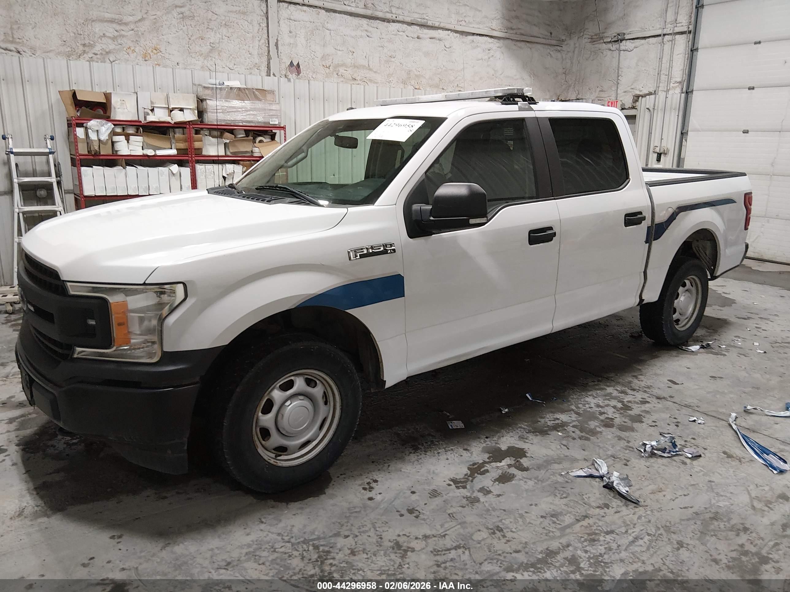 FORD F-150 image 2