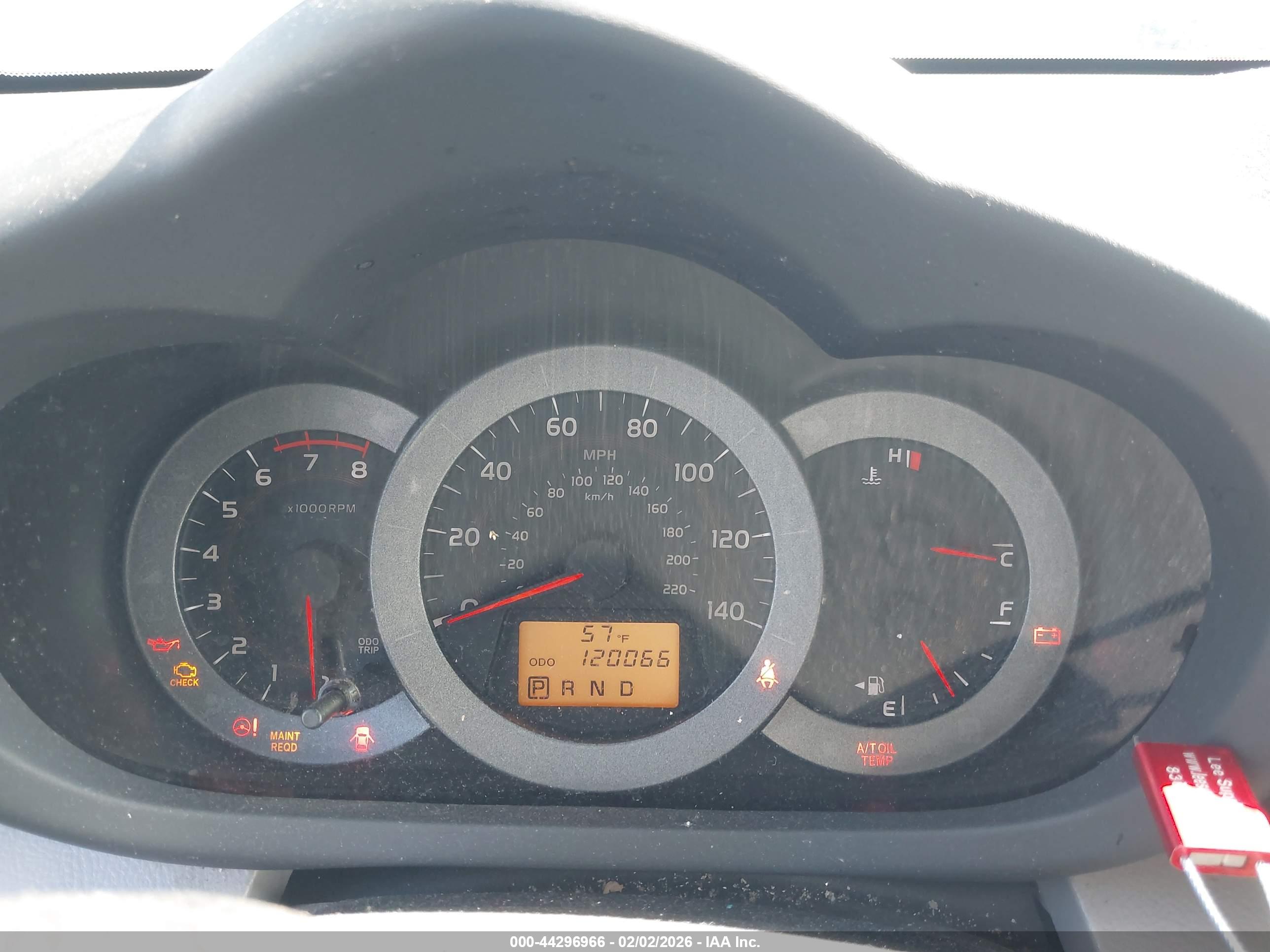 TOYOTA RAV4 image 7