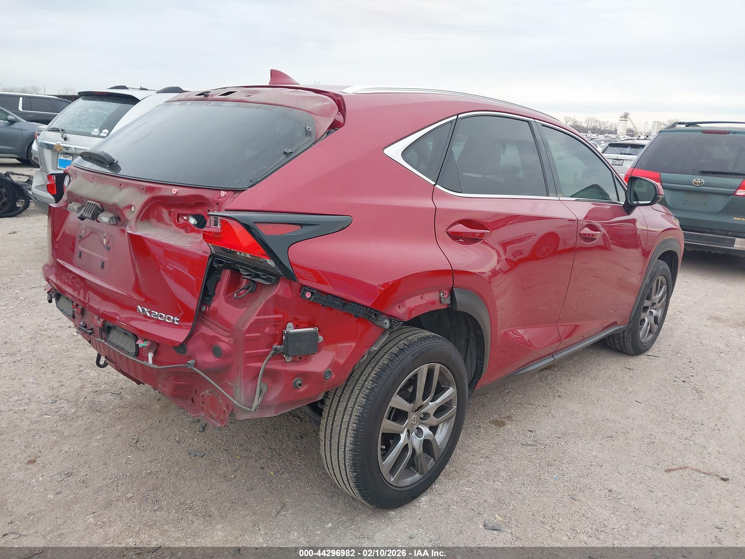 LEXUS NX image 4