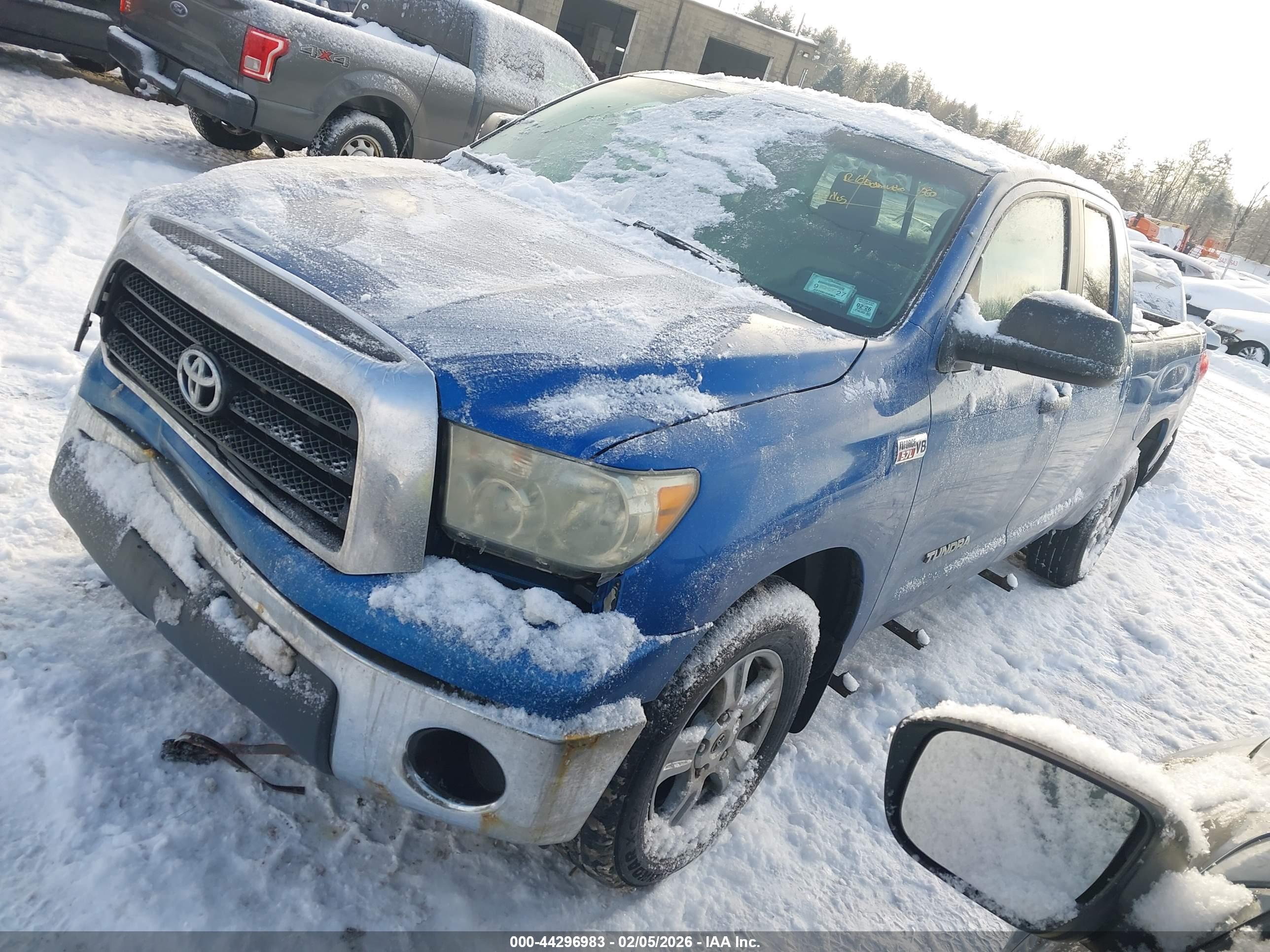 TOYOTA TUNDRA image 2
