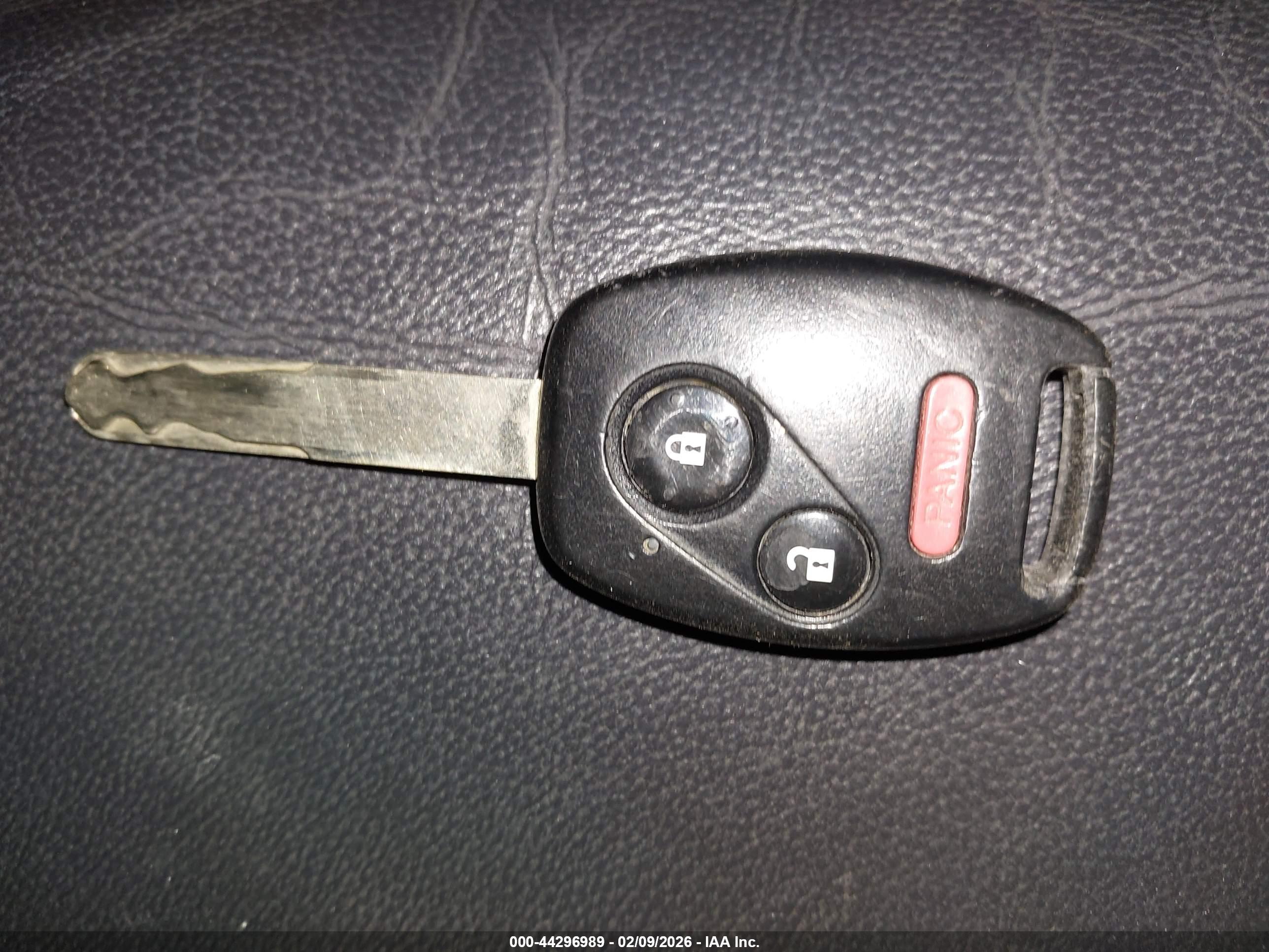 HONDA CR-V image 11