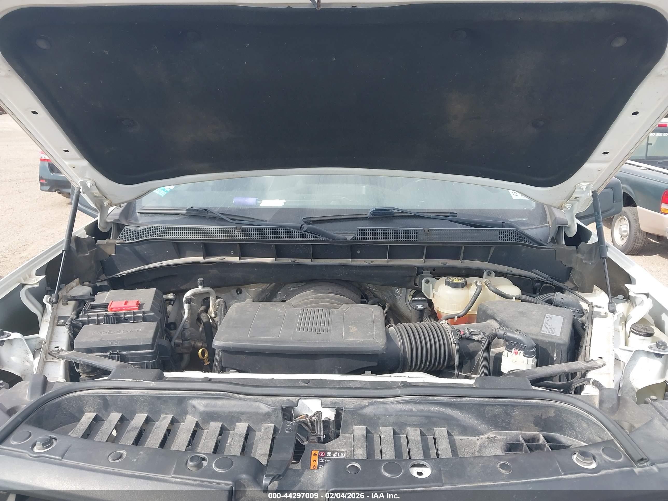 CHEVROLET SILVERADO image 10