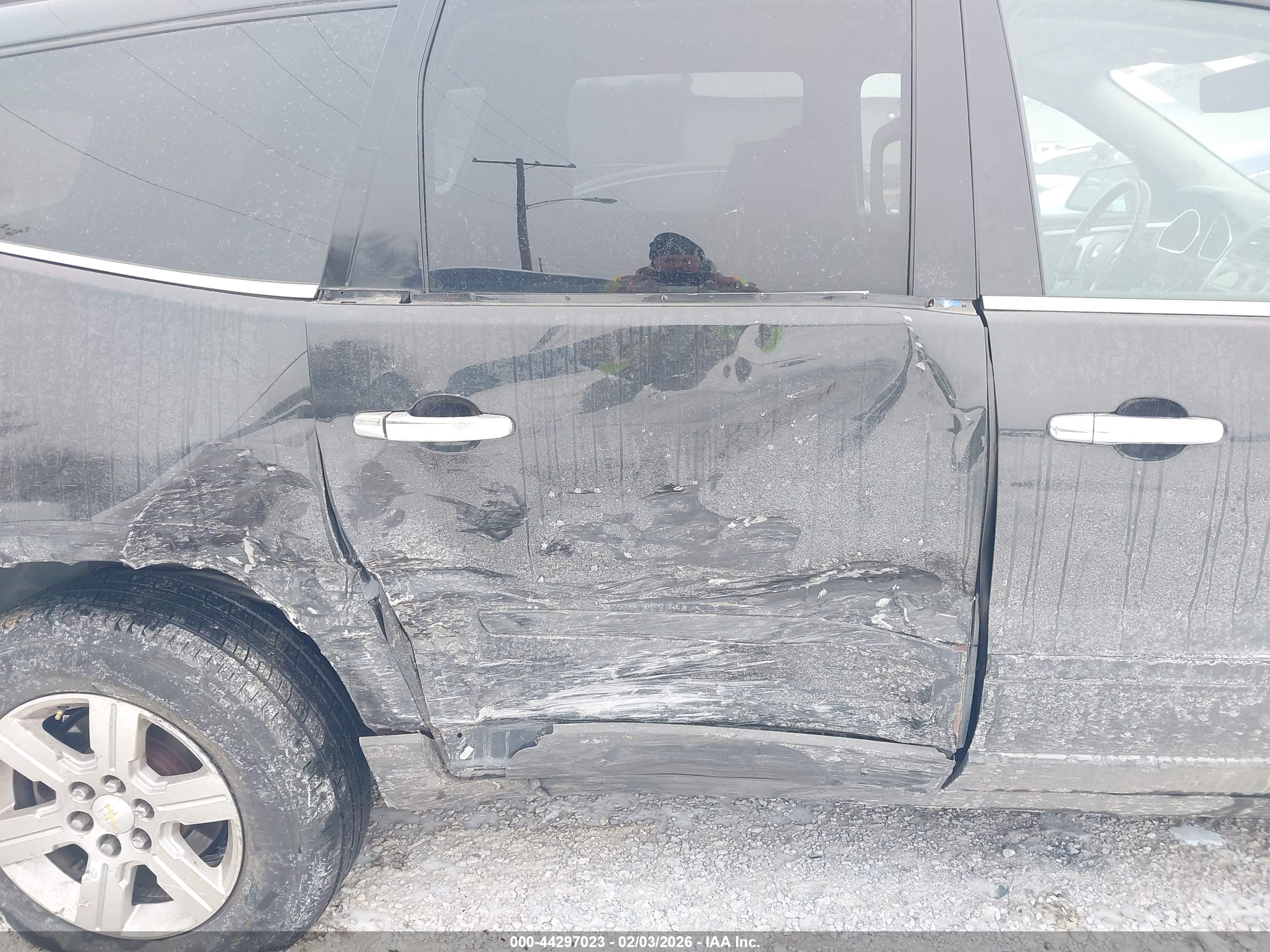 CHEVROLET TRAVERSE image 6