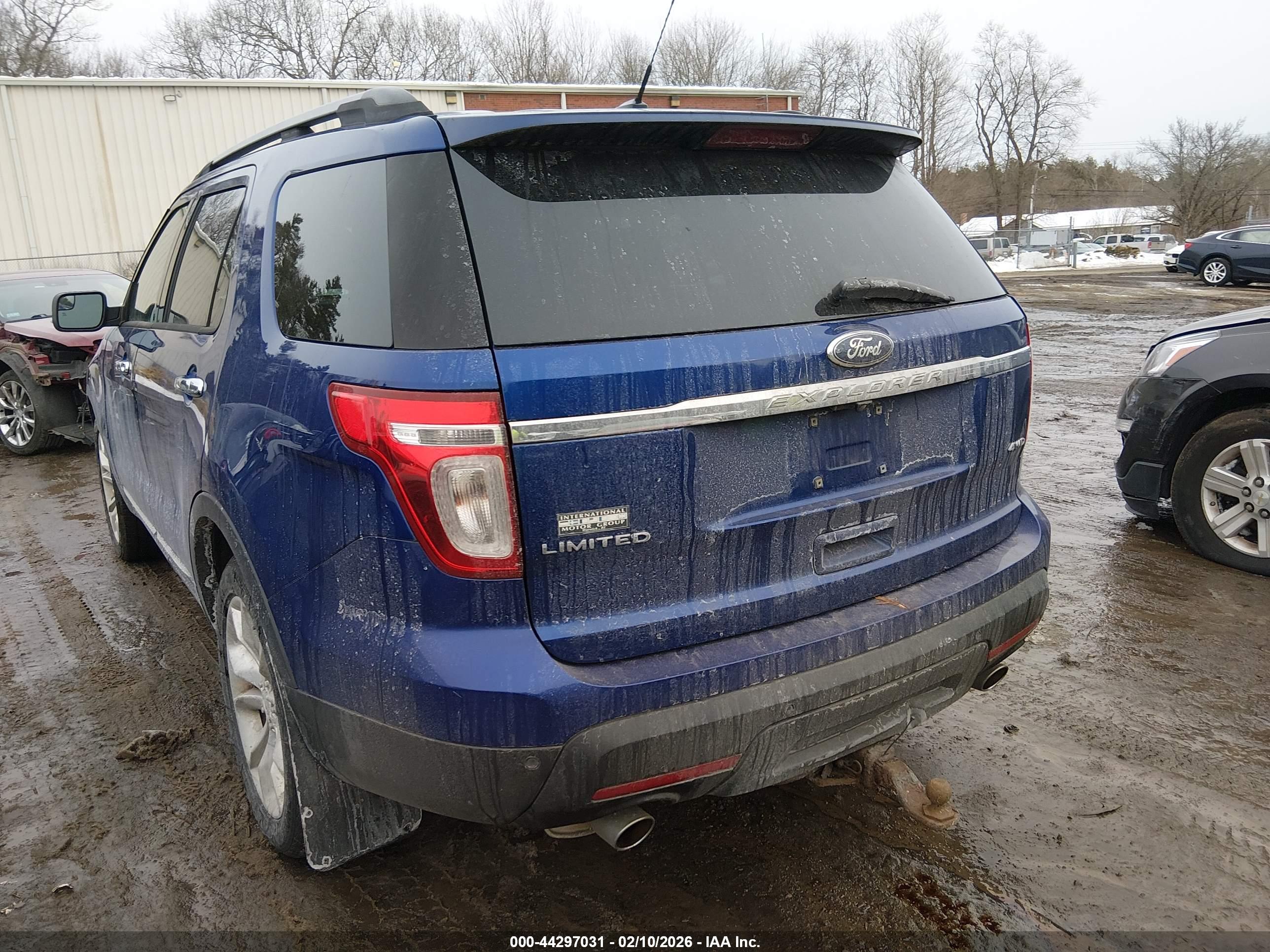 FORD EXPLORER image 3