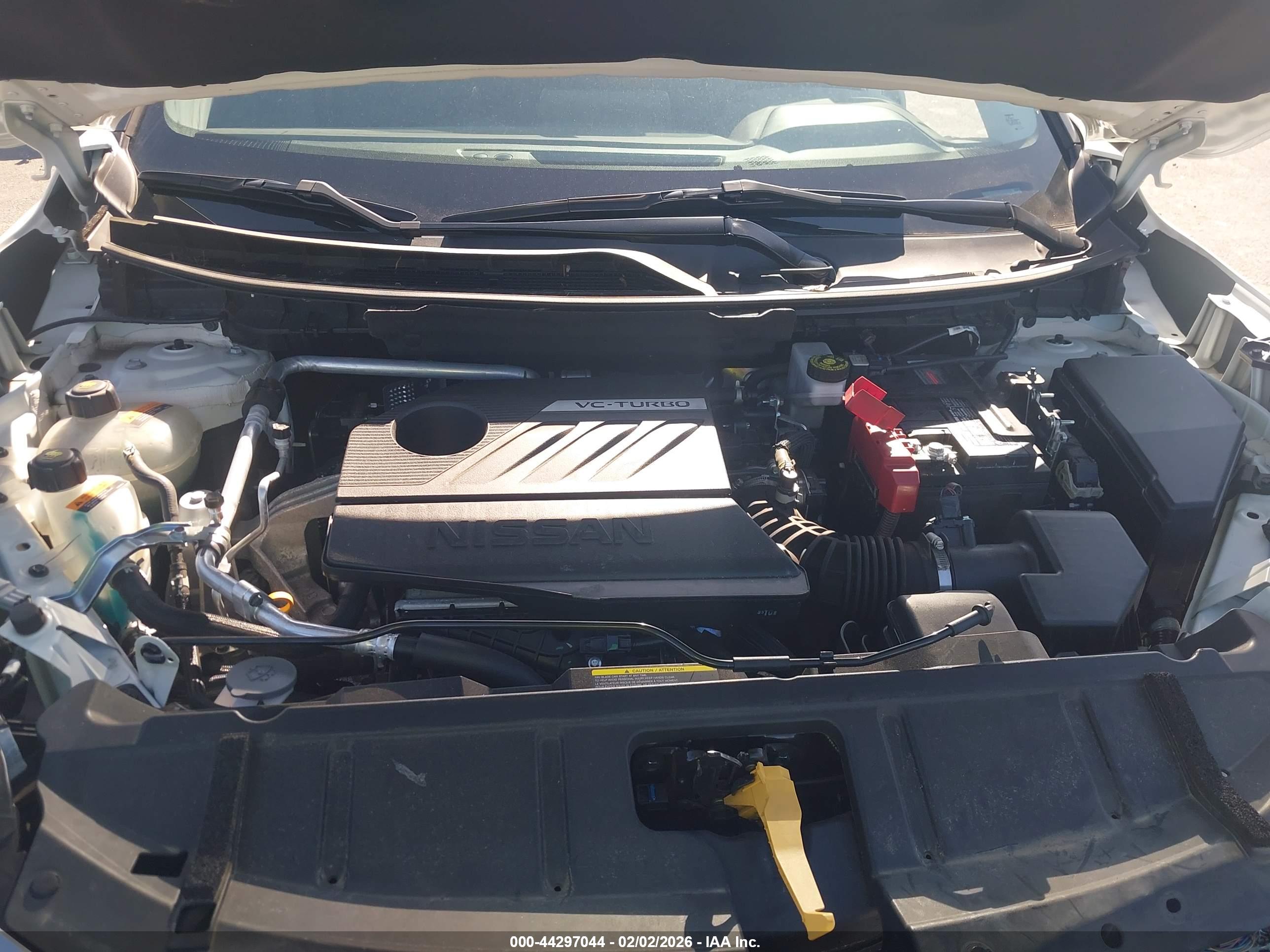 NISSAN ROGUE image 10