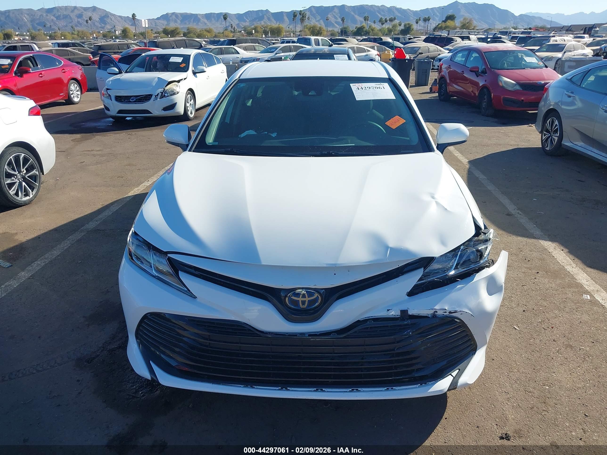 TOYOTA CAMRY image 6