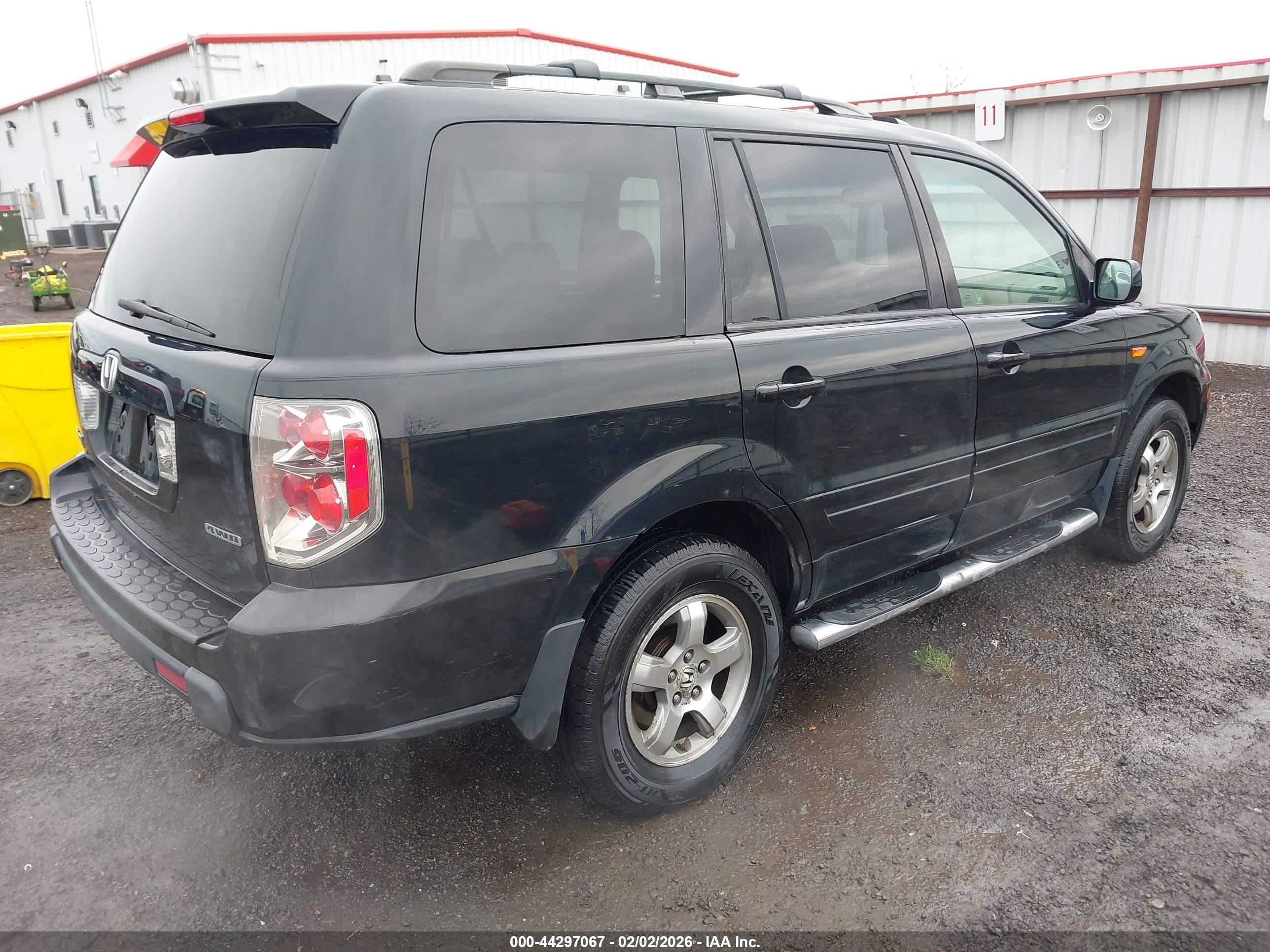 HONDA PILOT image 4
