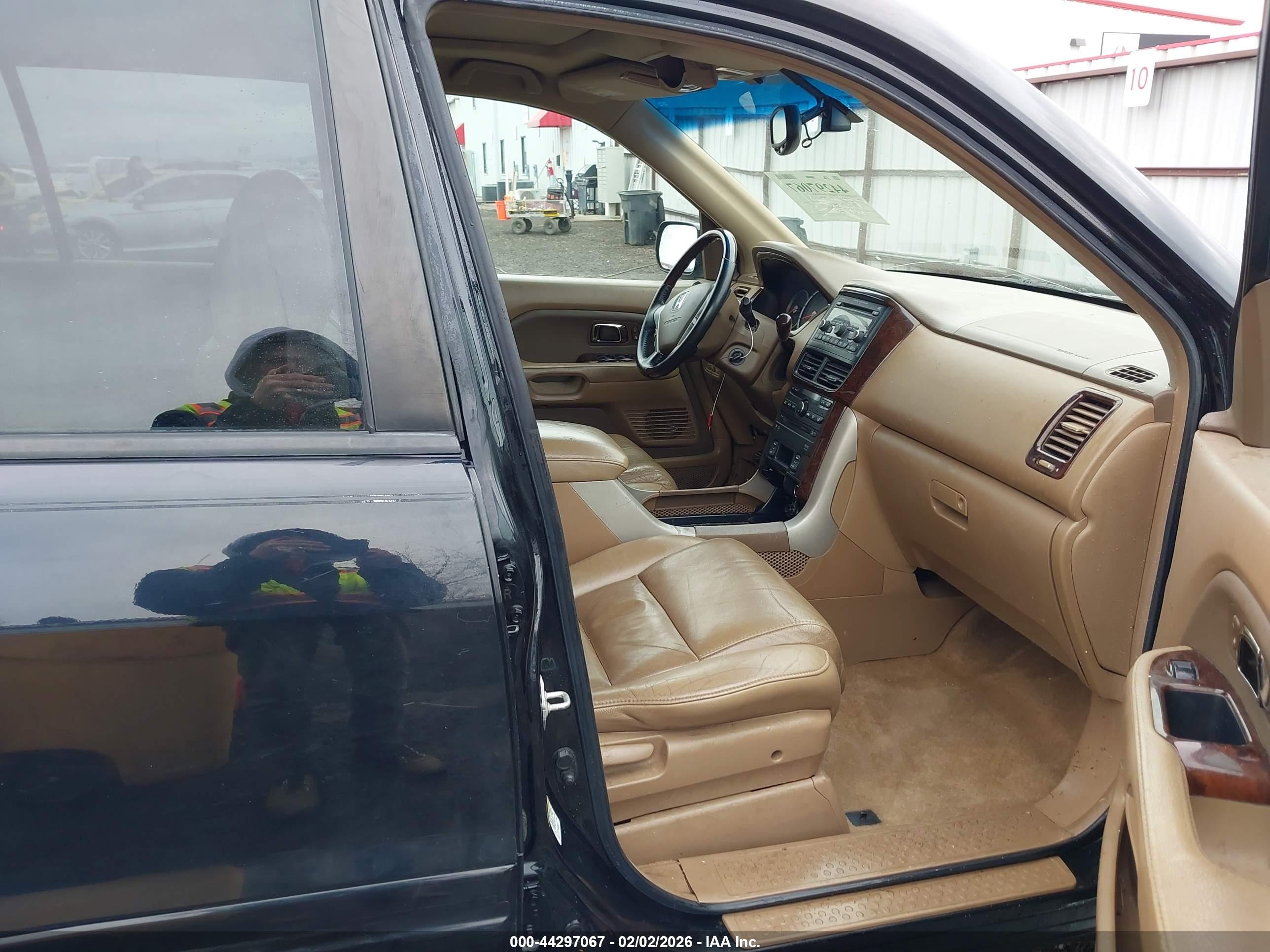 HONDA PILOT image 5