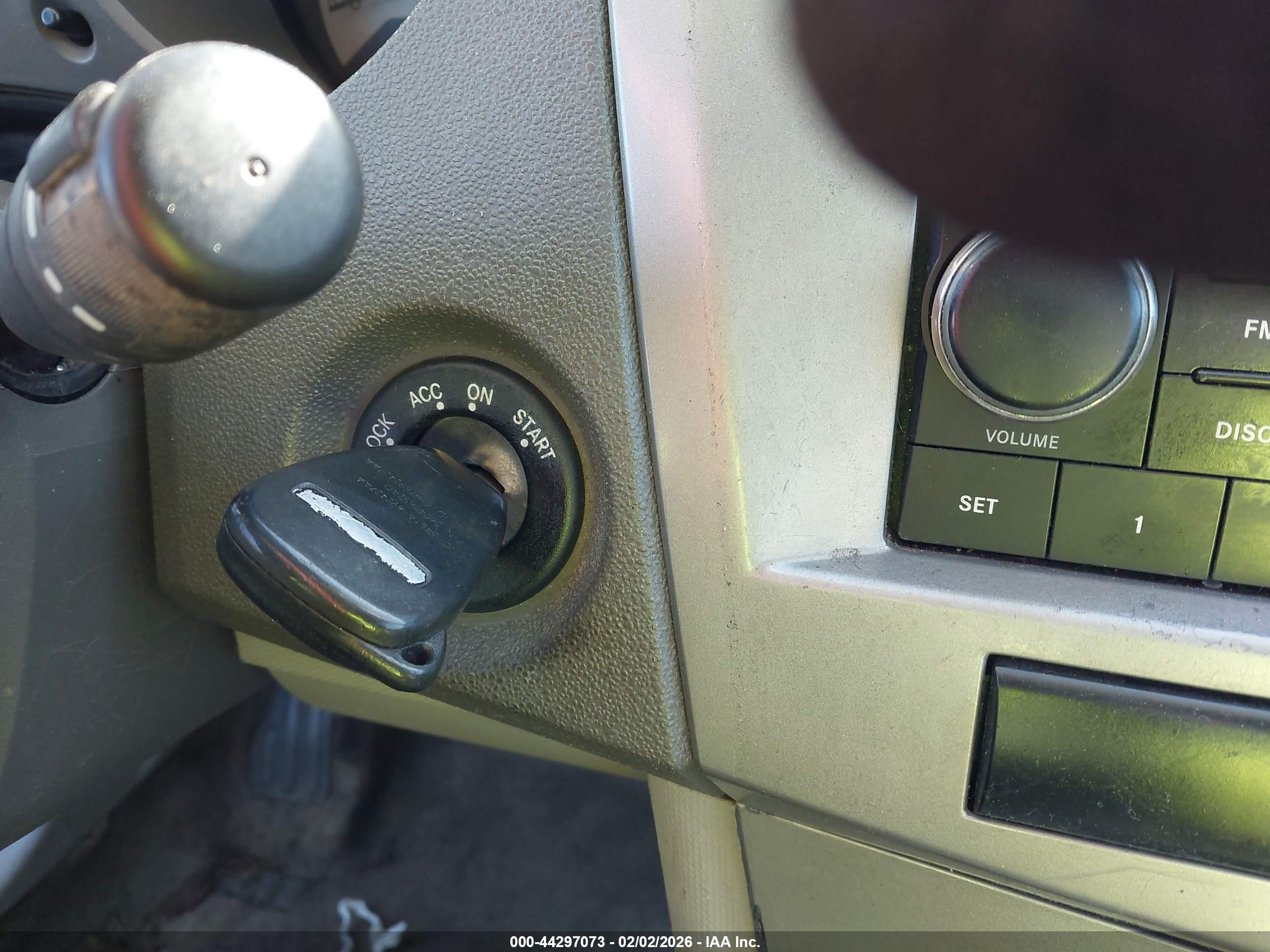 CHRYSLER SEBRING image 11