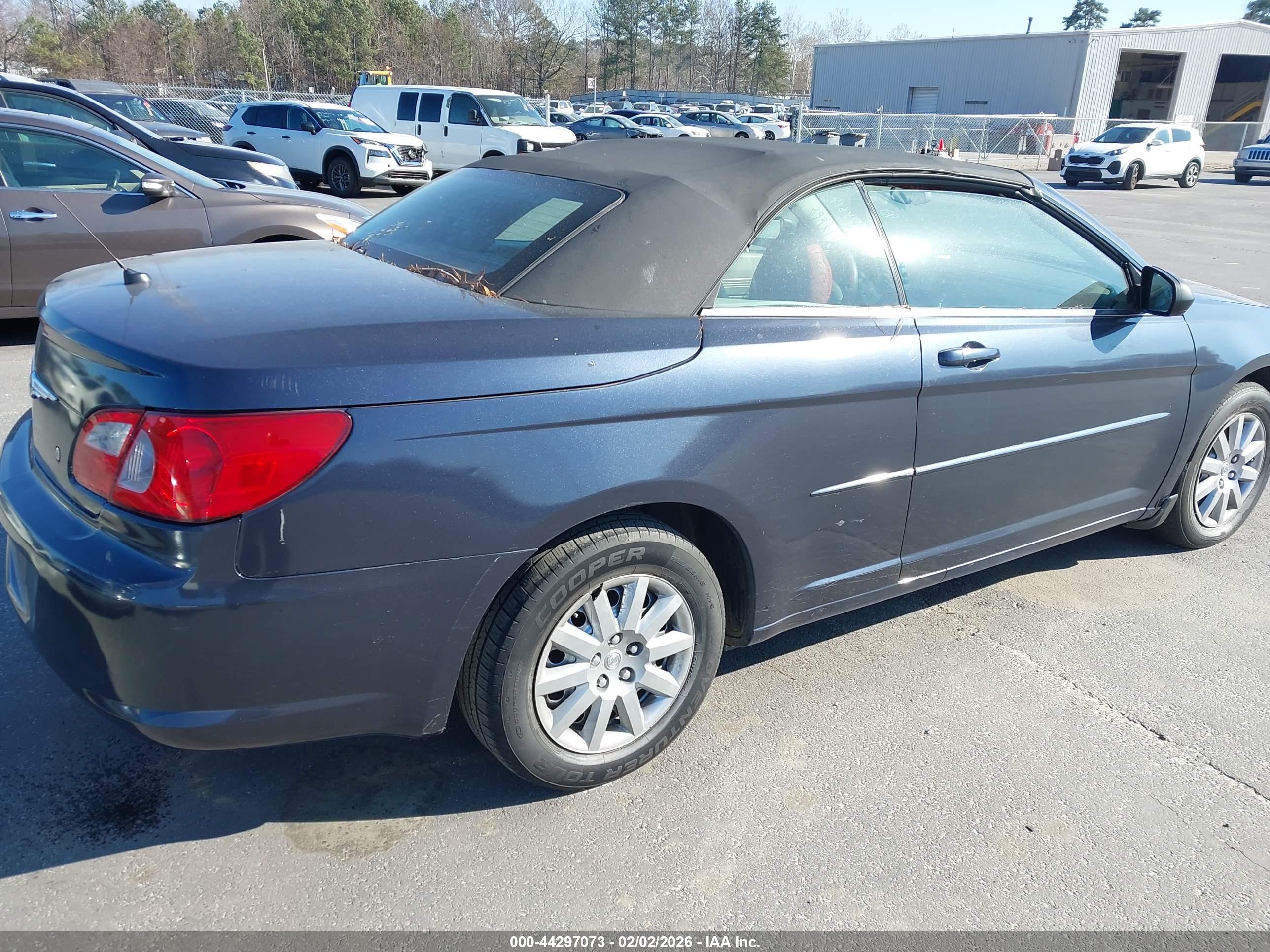 CHRYSLER SEBRING image 4