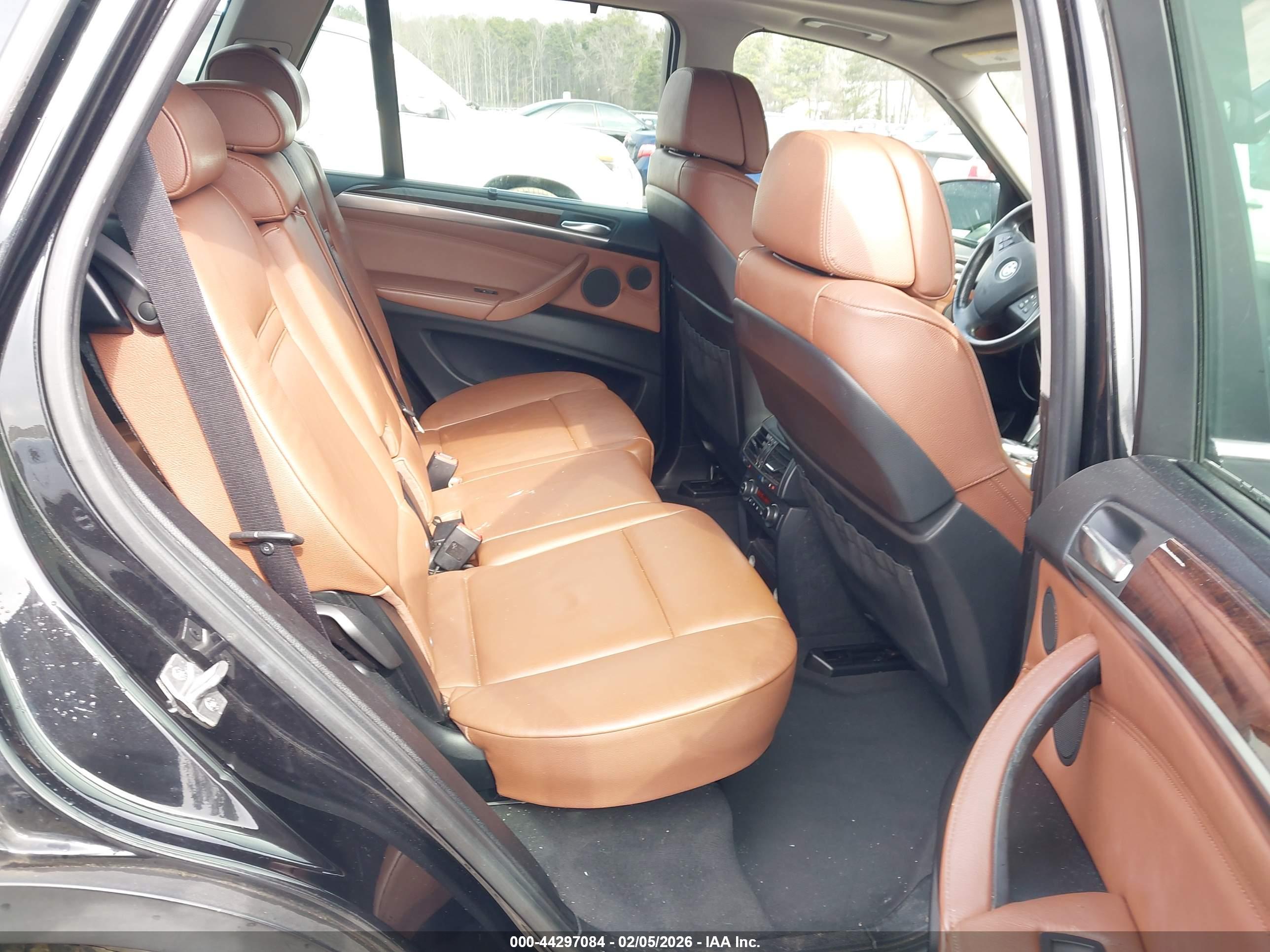 BMW X5 image 8