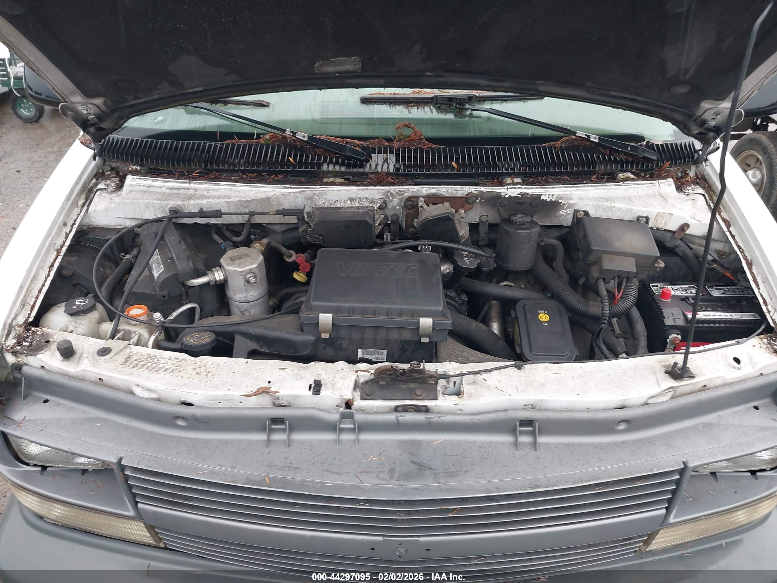 CHEVROLET ASTRO image 10