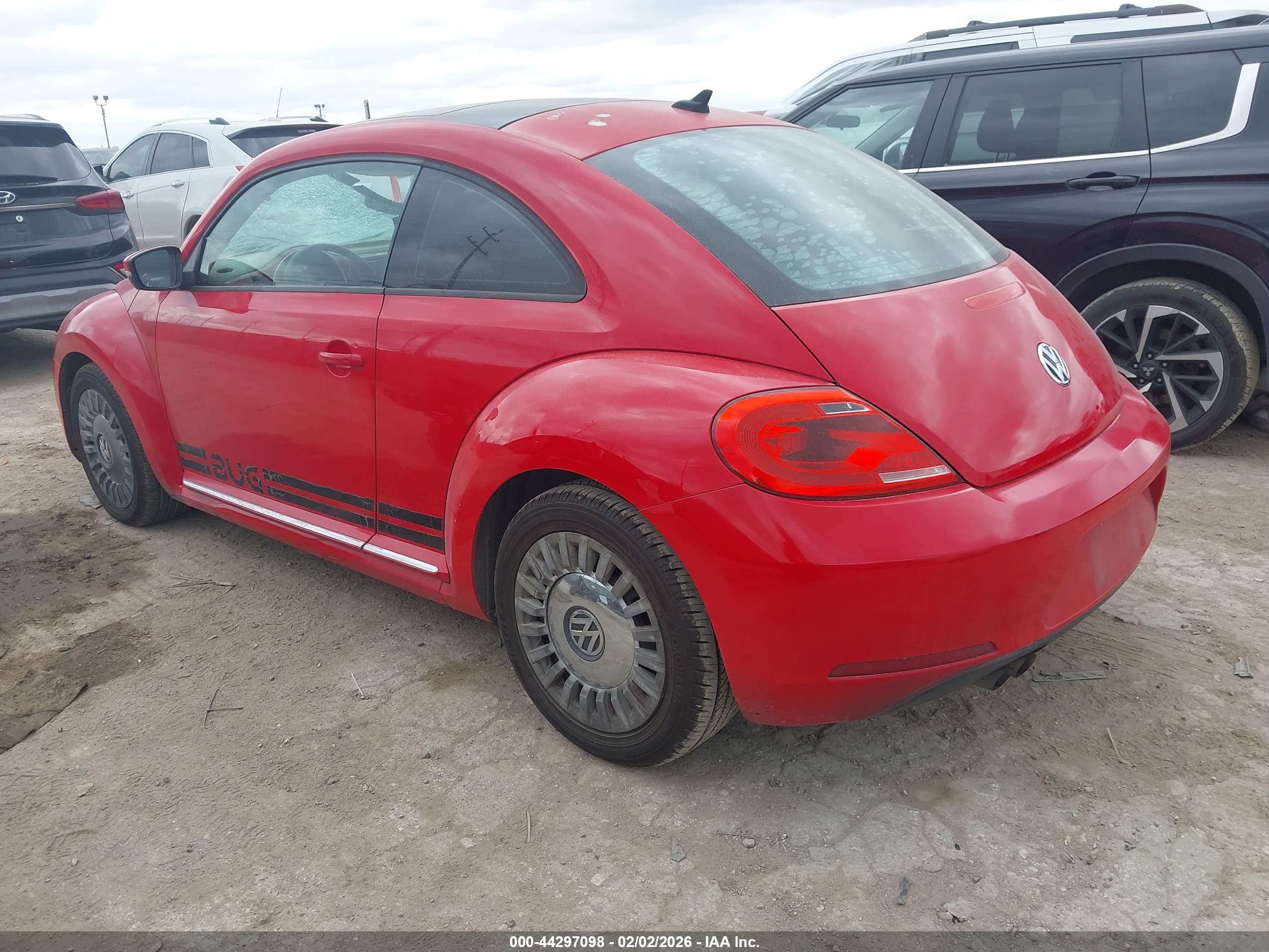 VOLKSWAGEN BEETLE image 3
